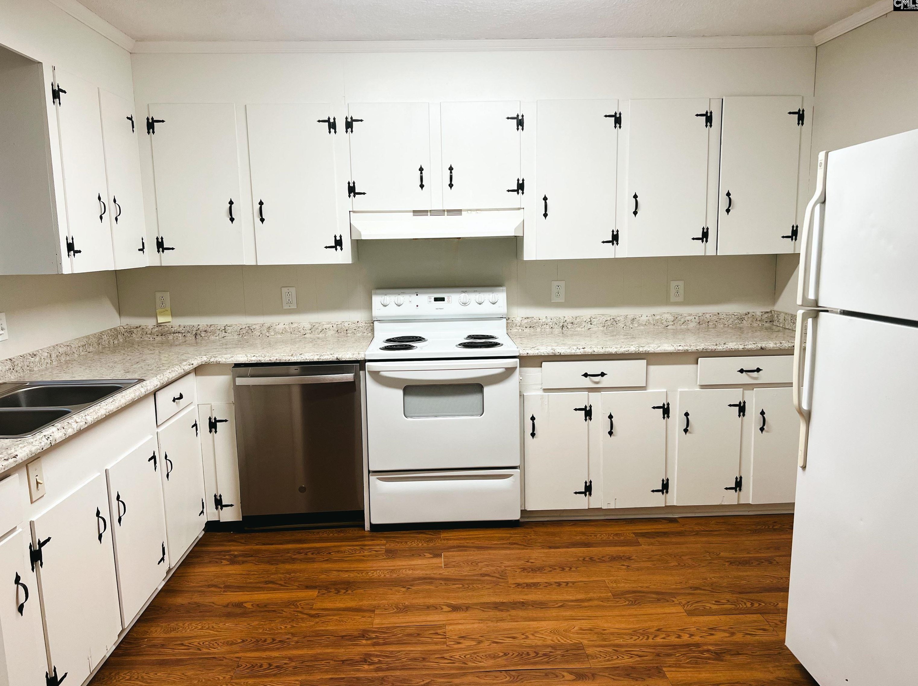 535 Amherst Ave, Columbia SC  29205-2601 exterior