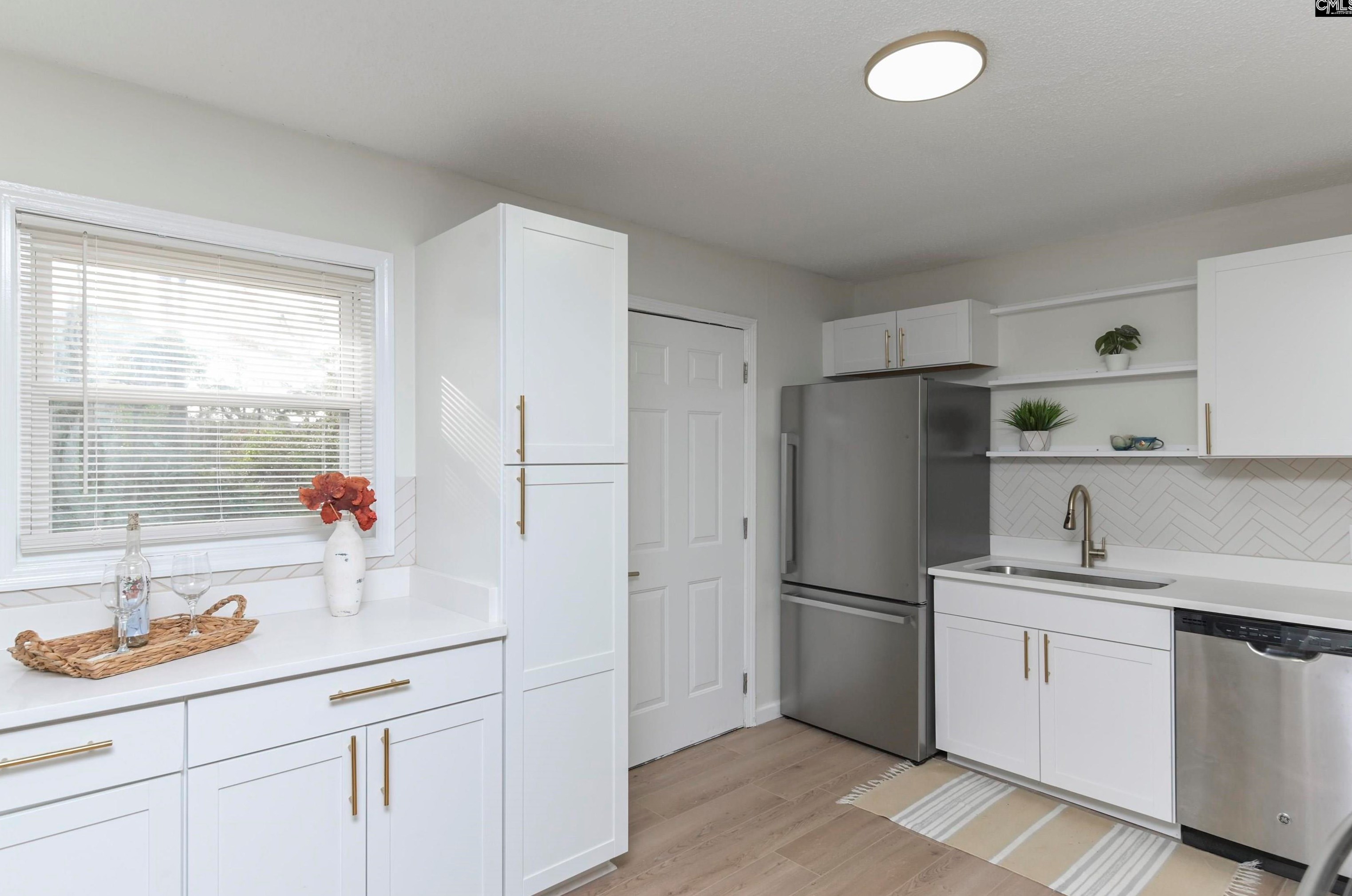 112 Riverview Ct, Columbia SC  29201-1210 exterior