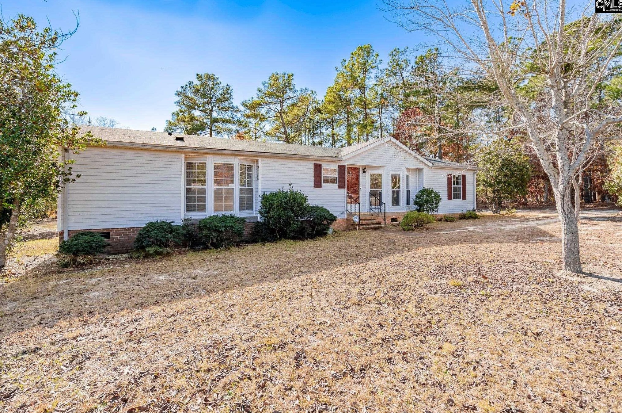1345 Elliott Rd, Cassatt, SC 29032