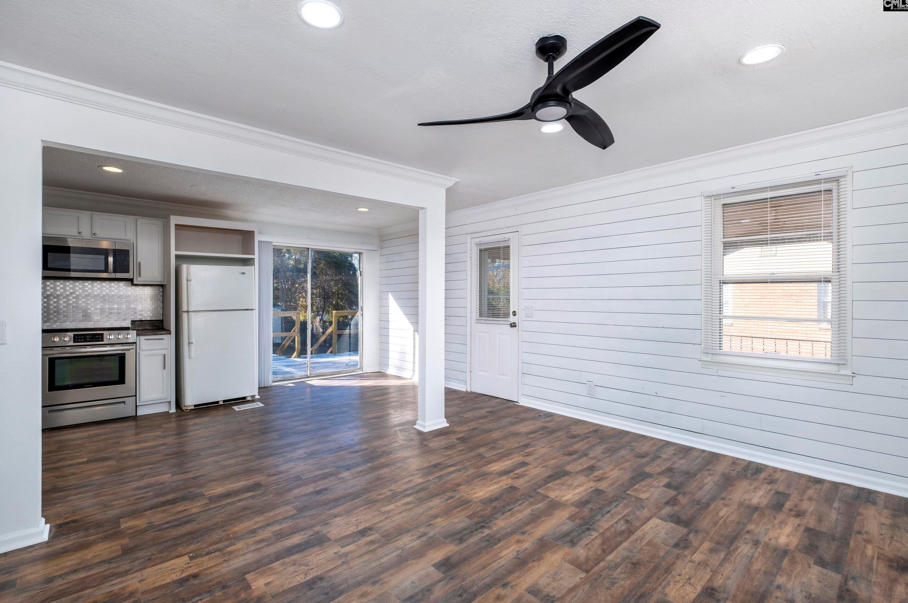 85 Burdell Rd, Lugoff, SC 29078-9431