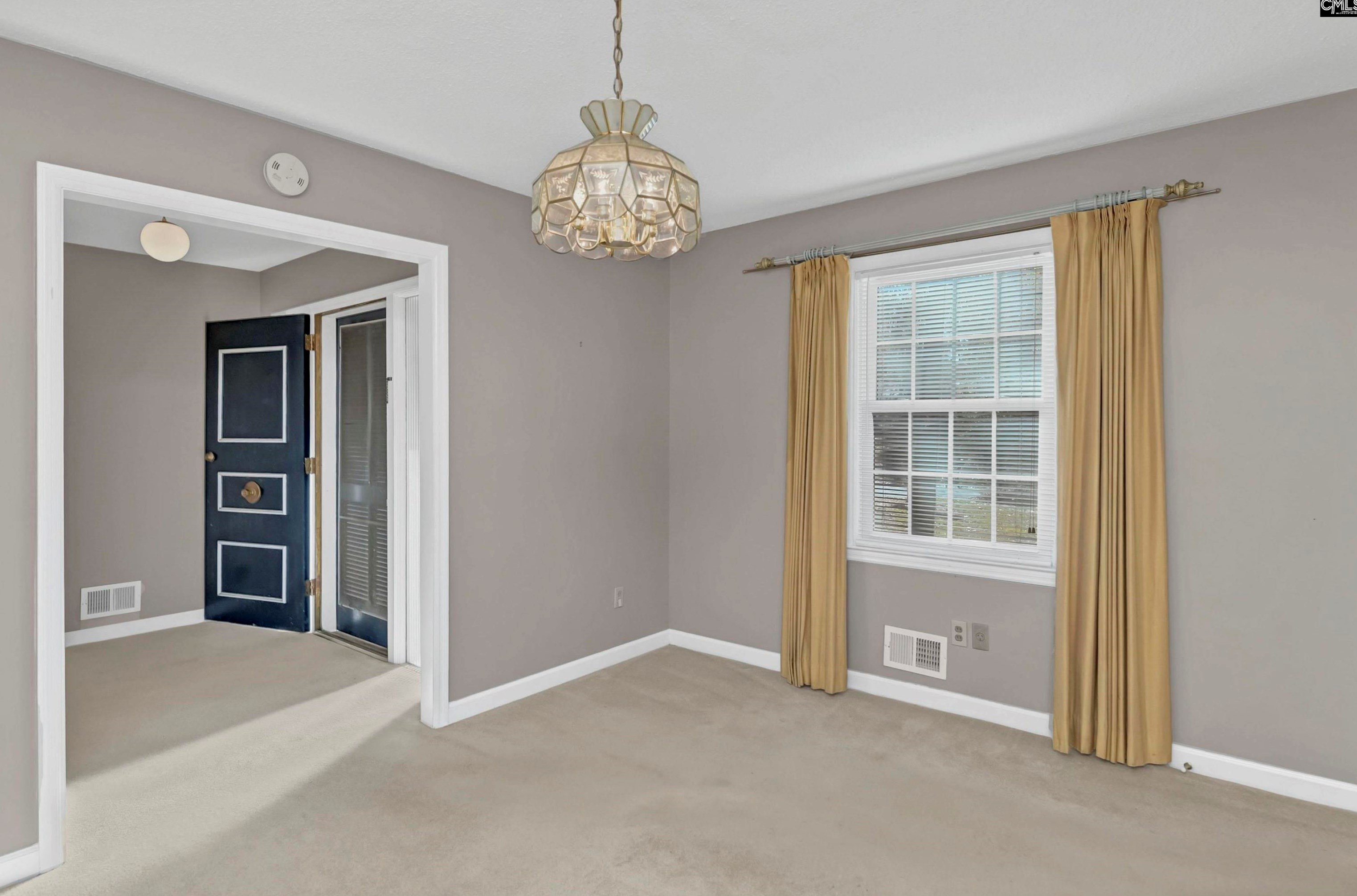 5919 Gill Crk Rd, Columbia SC 29206-4320 exterior