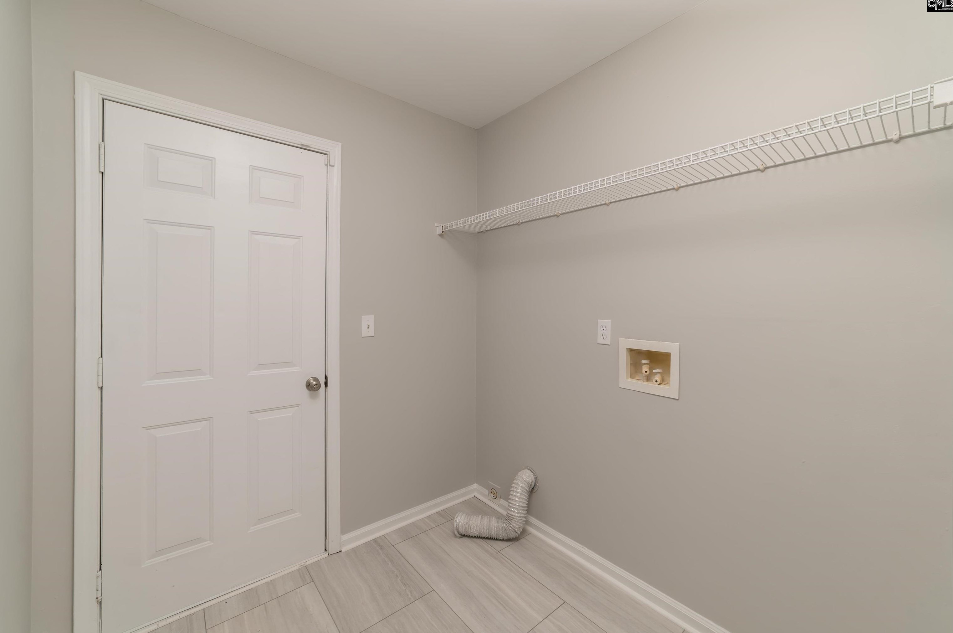 116 Creek Way Ln, Columbia SC  29209-5720 exterior