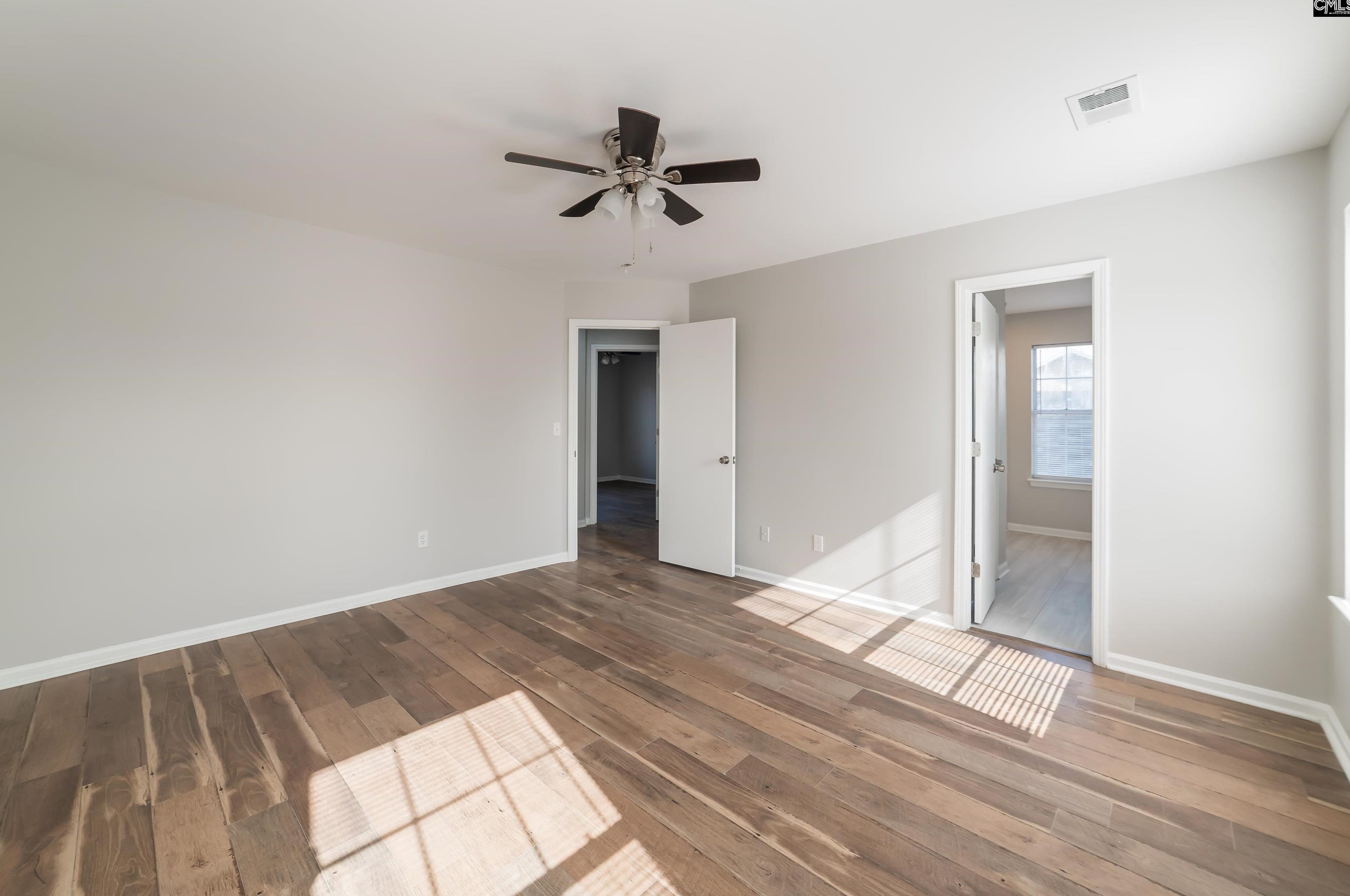 116 Creek Way Ln, Columbia SC  29209-5720 exterior