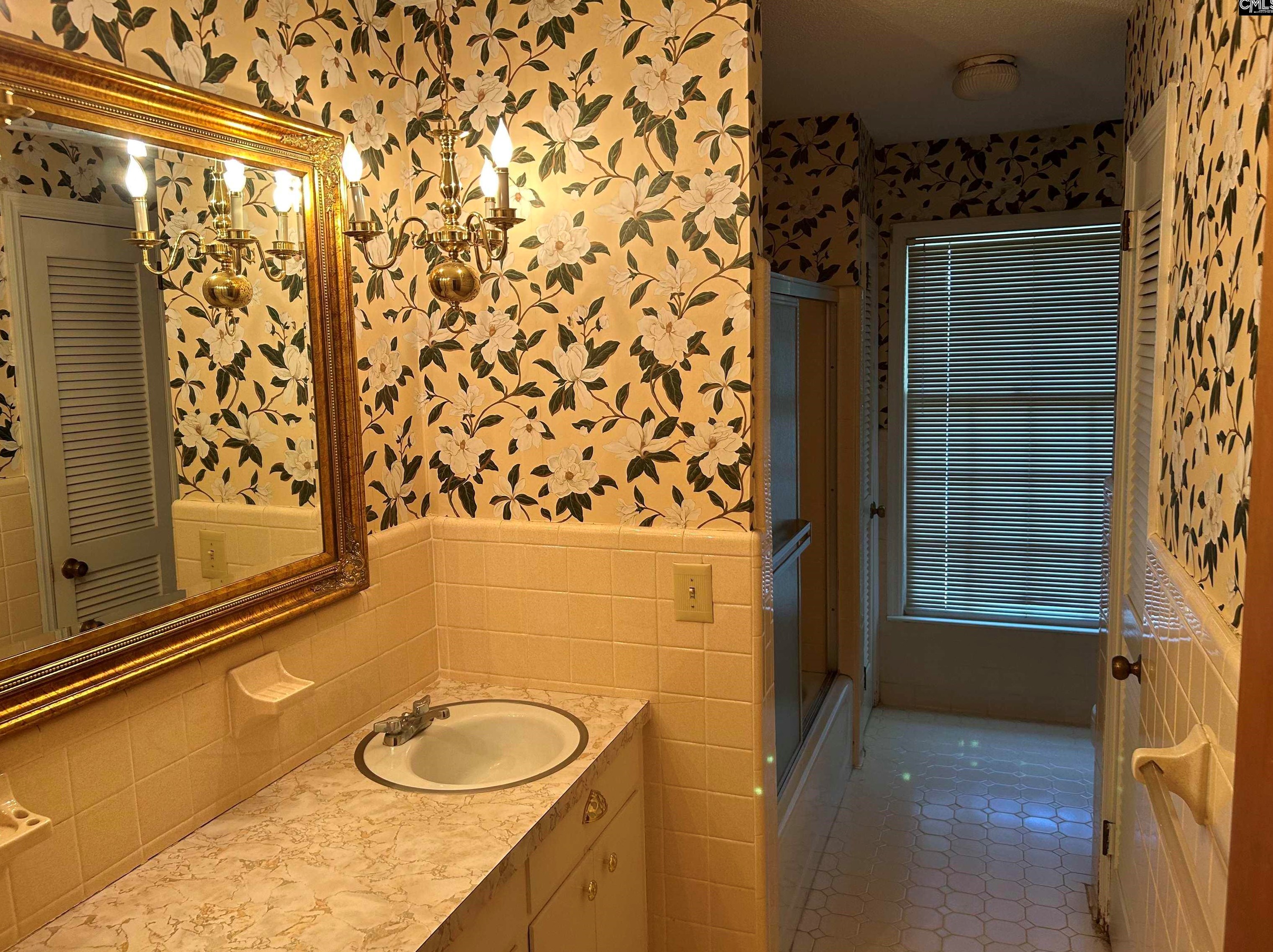 2538 Ashland Rd, Columbia SC  29210-5008 exterior