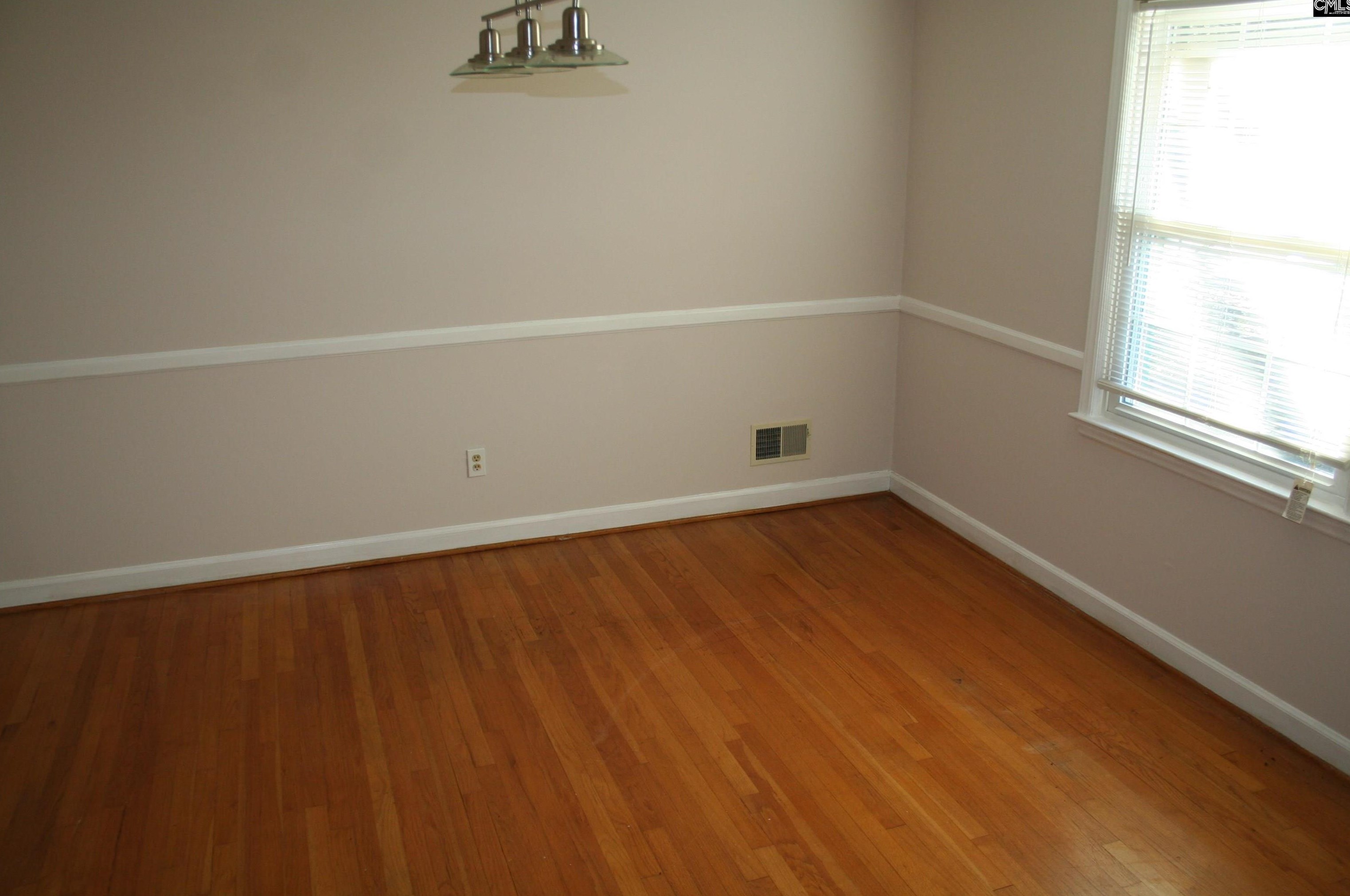 8025 Loch Ln, Columbia, SC 29223-2583