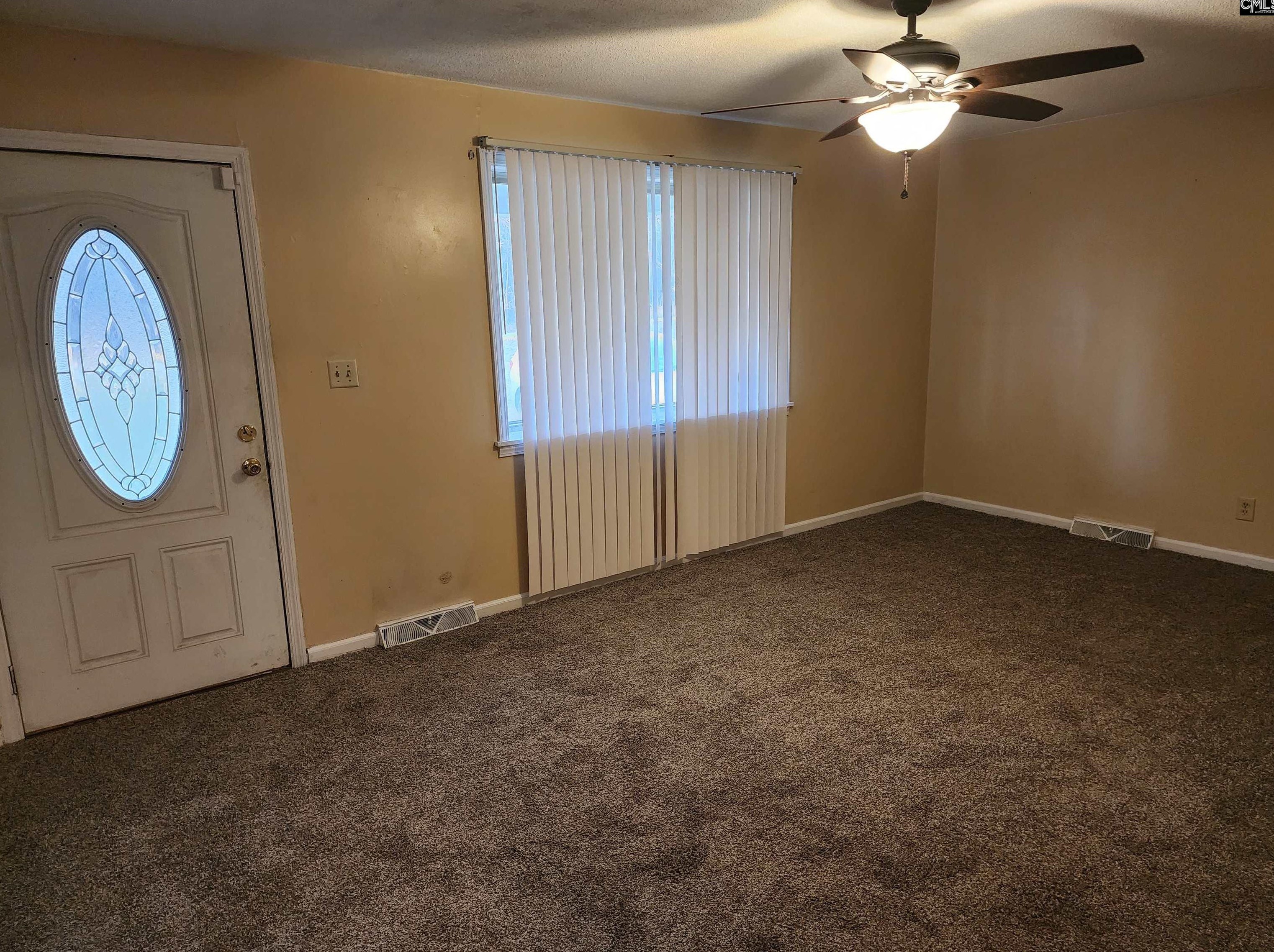 156 Green Acres Rd, Silverstreet, SC 29145-9393