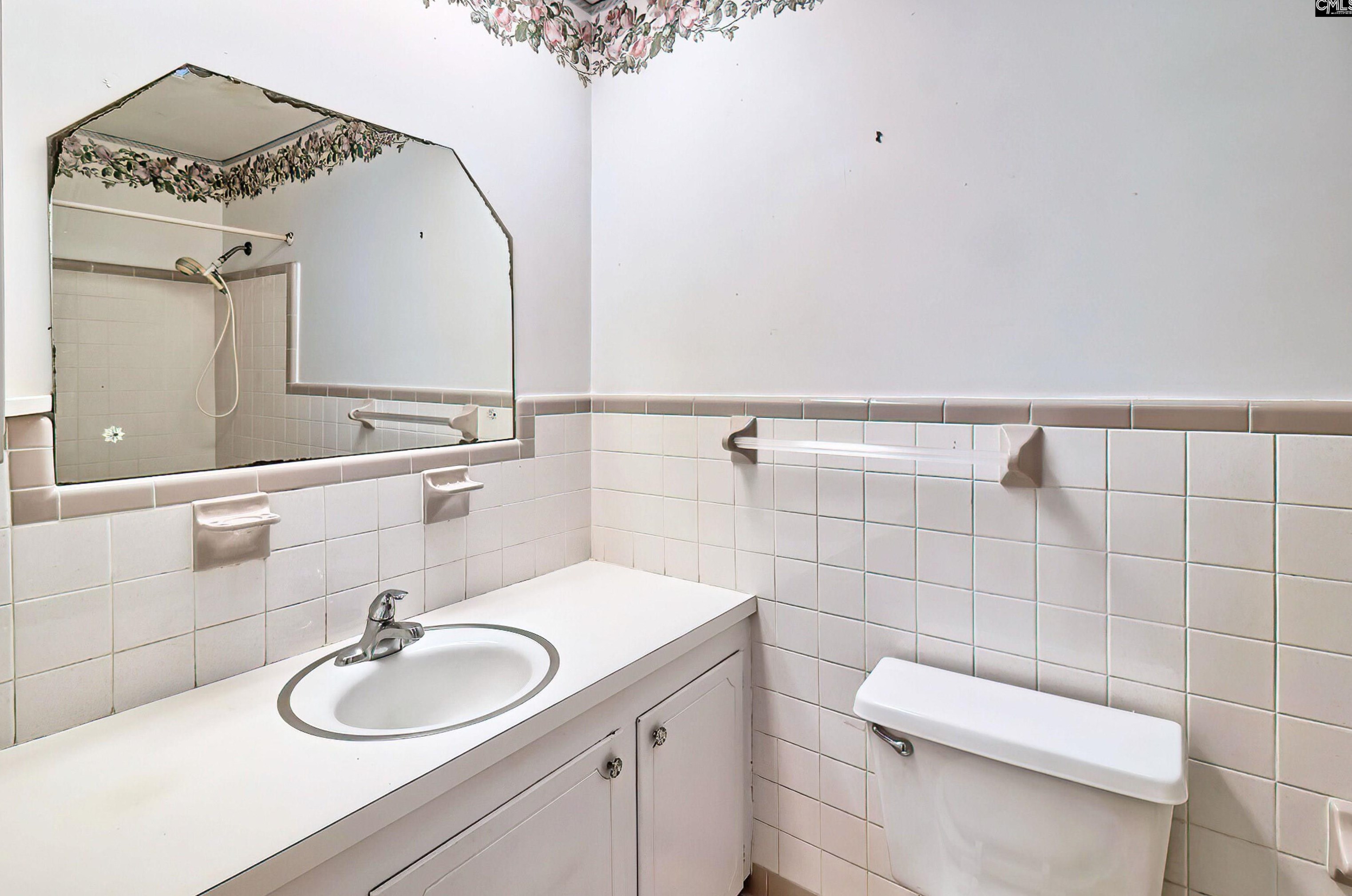 3346 Overcreek Rd, Columbia SC  29206-4355 exterior