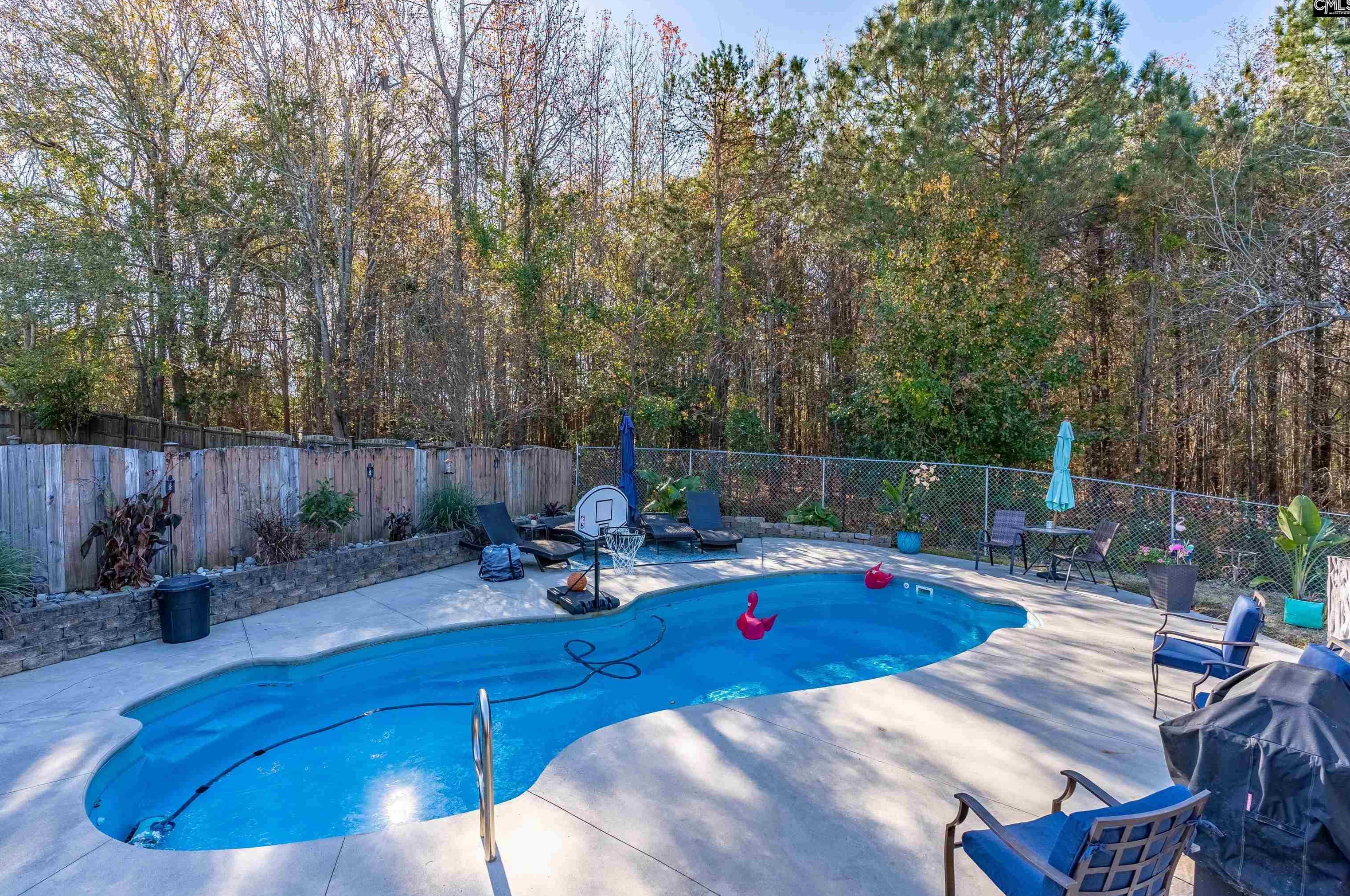 121 Hatton Ln, Lexington, SC 29072