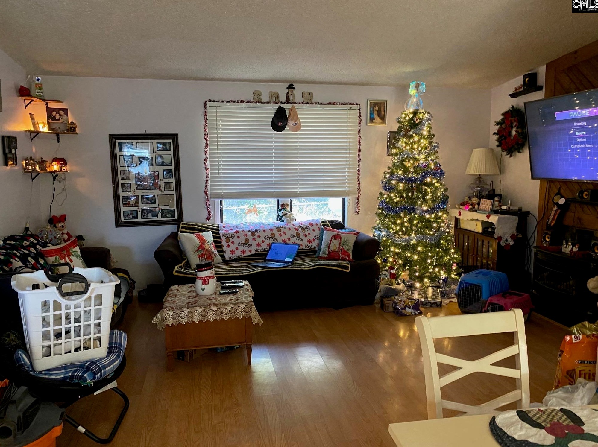 36 Canterbury Ct, Columbia SC 29210-6834 exterior