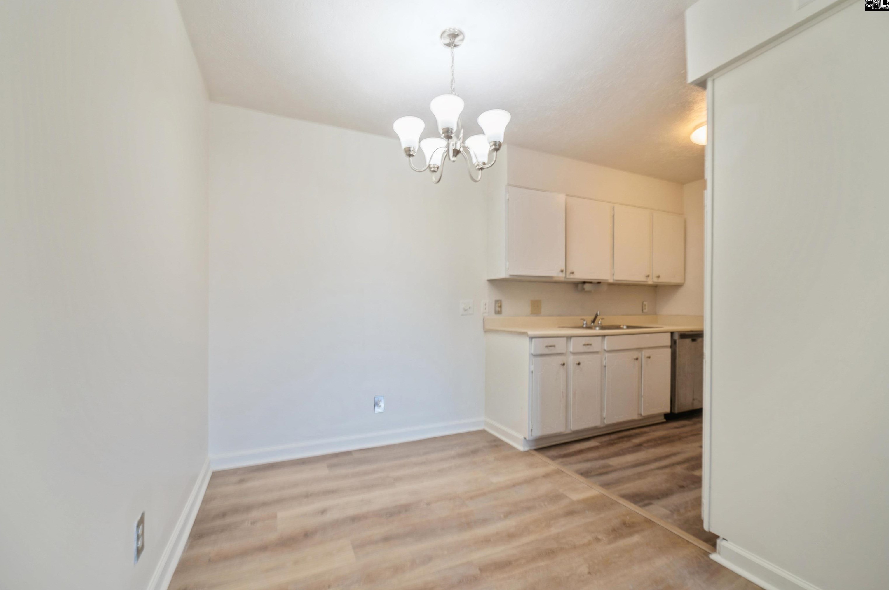 1322 Old Mnr Rd, Columbia SC 29210-6523 exterior