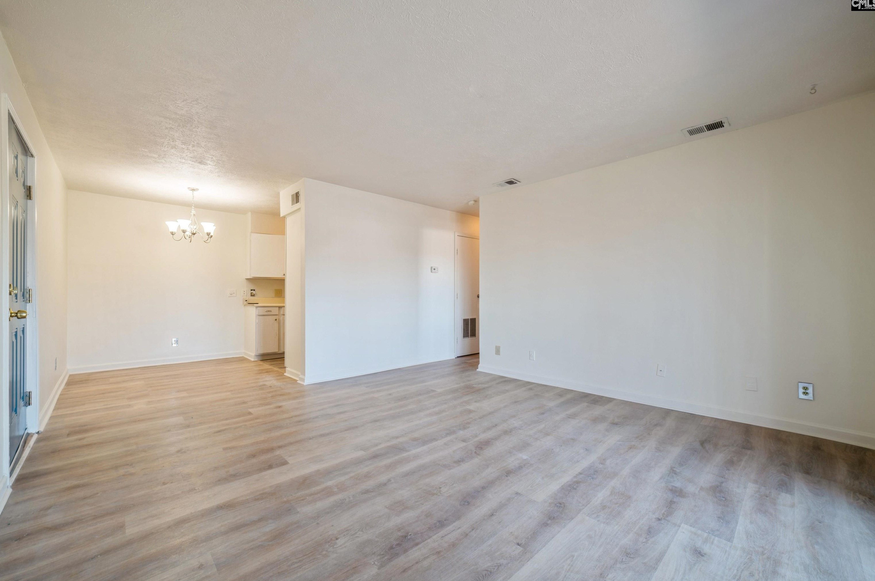 1322 Old Manor Rd, Columbia, SC 29210-8613