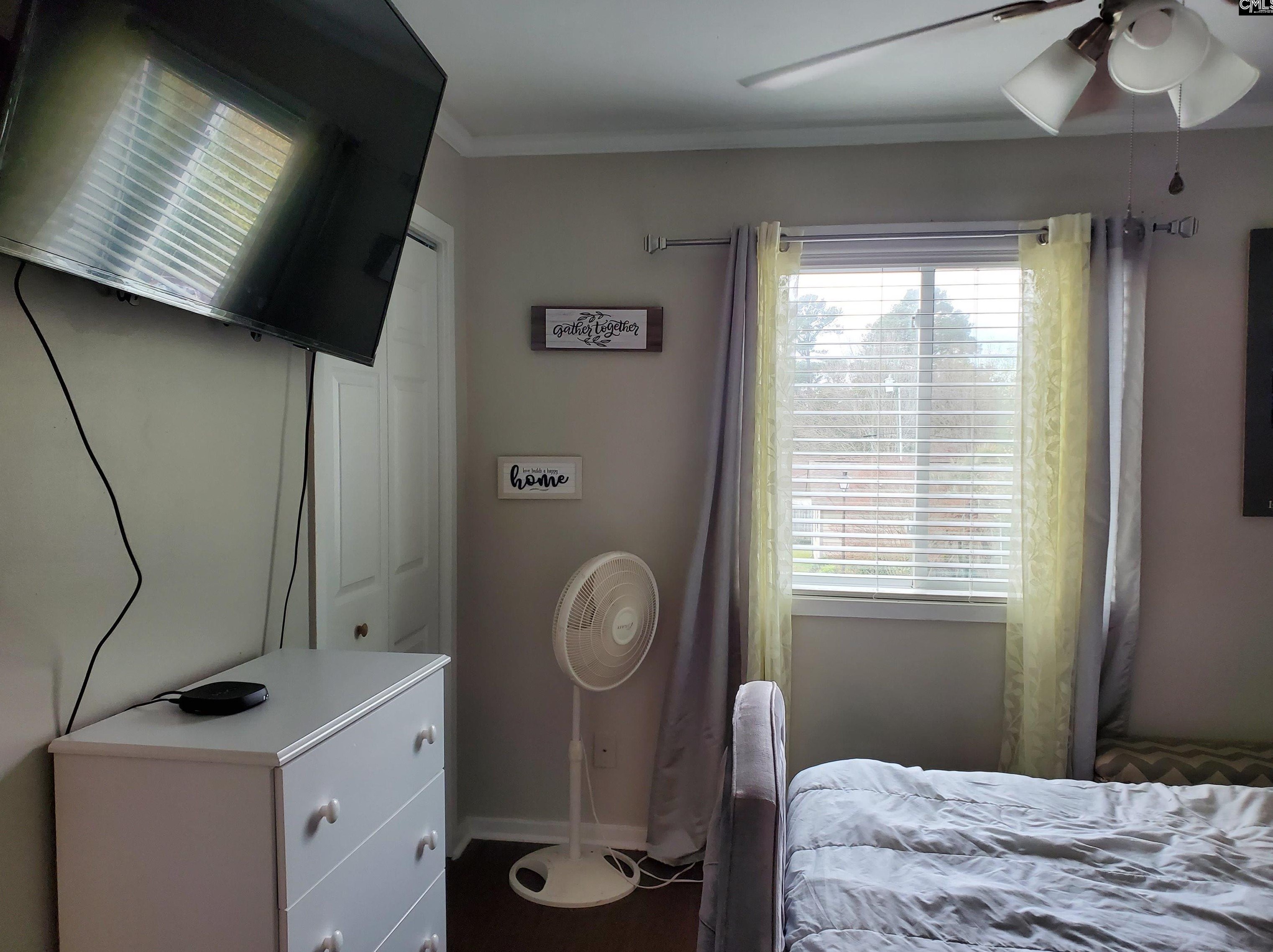 21 Canterbury Ct, Columbia SC 29210-6834 exterior