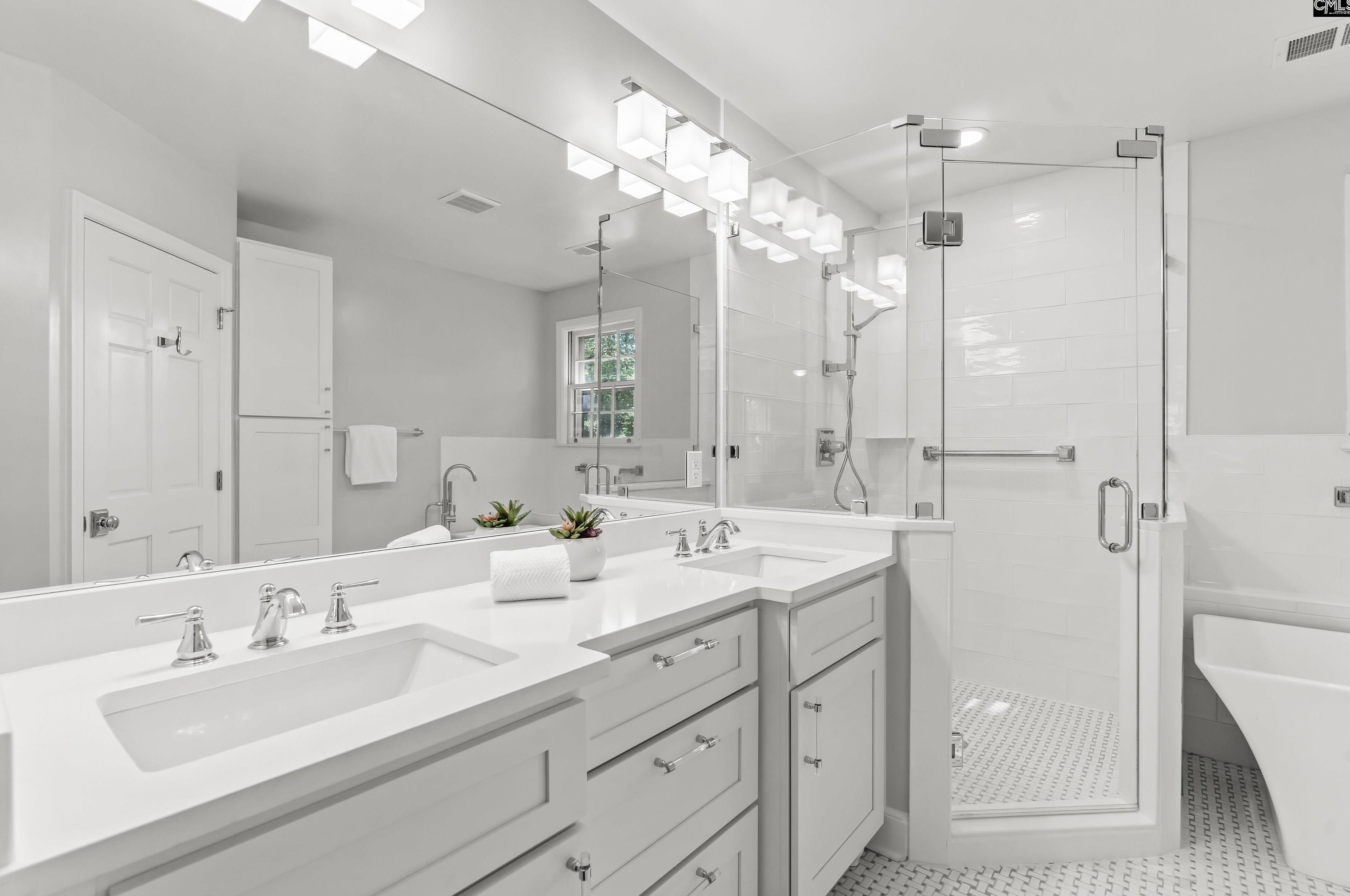 2300 Wheat St, Columbia SC 29205-2350 exterior