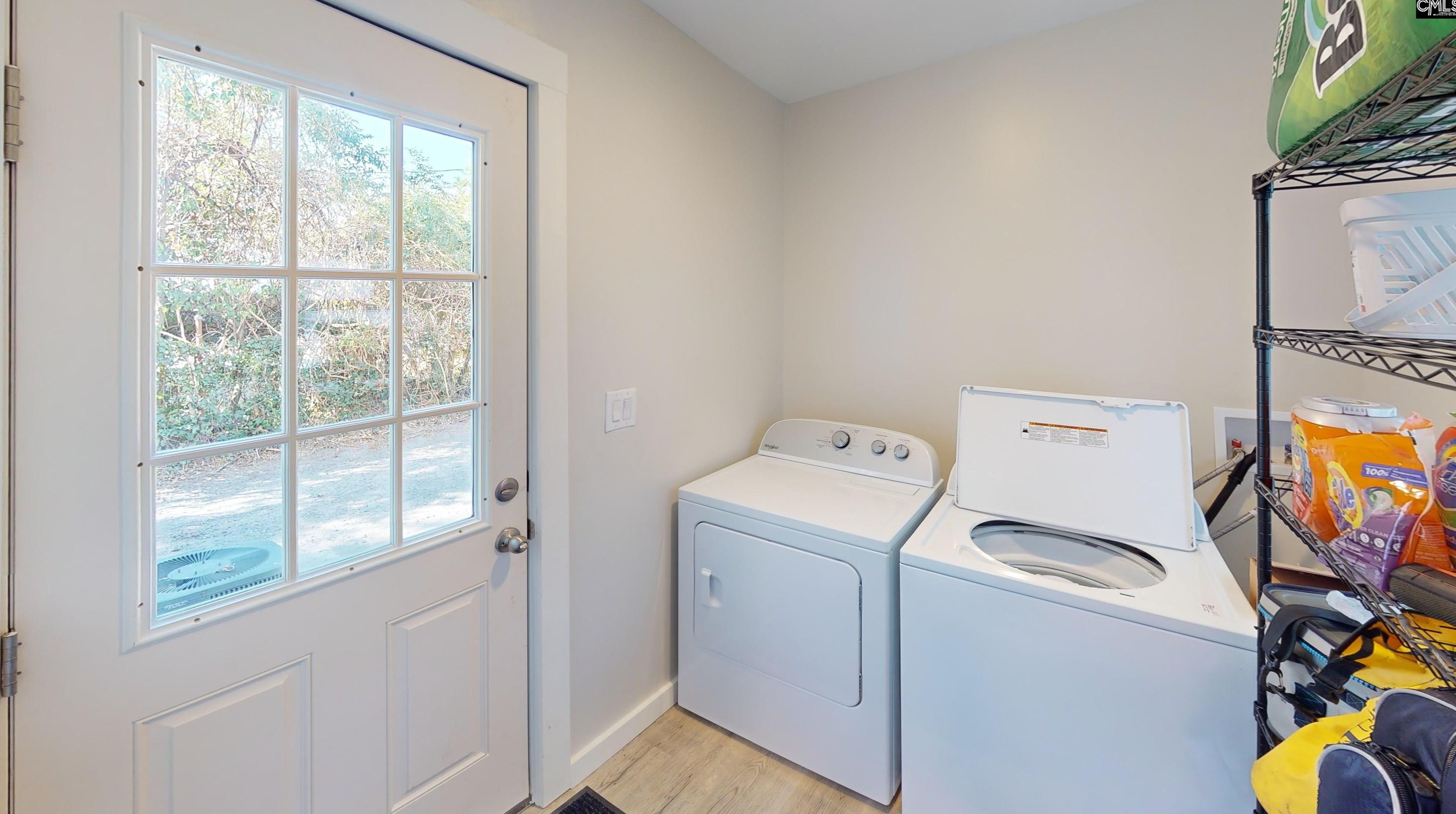 1617 Heyward St, Columbia SC 29205-3211 exterior