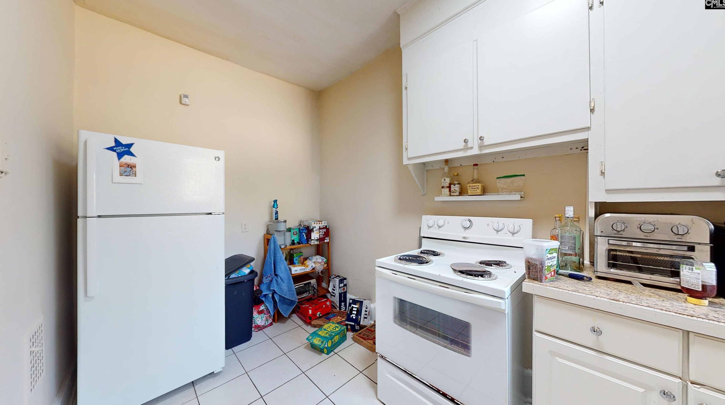 1617 Heyward St, Columbia SC 29205-3211 exterior