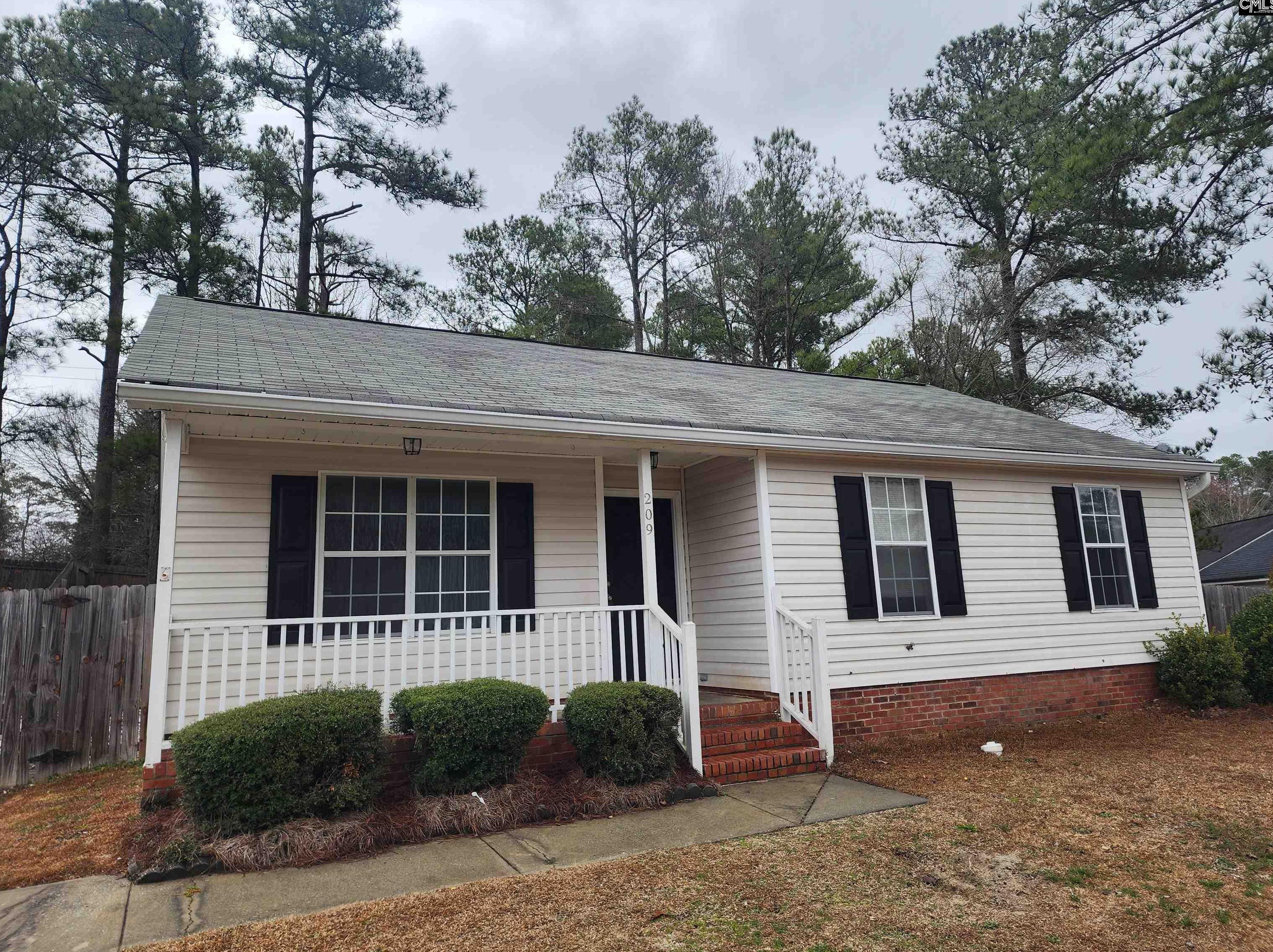 209 Jaybird Ln, Columbia, SC 29223-8554