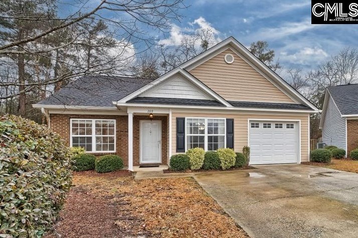 209 Crickhollow Cir, Lexington, SC 29073