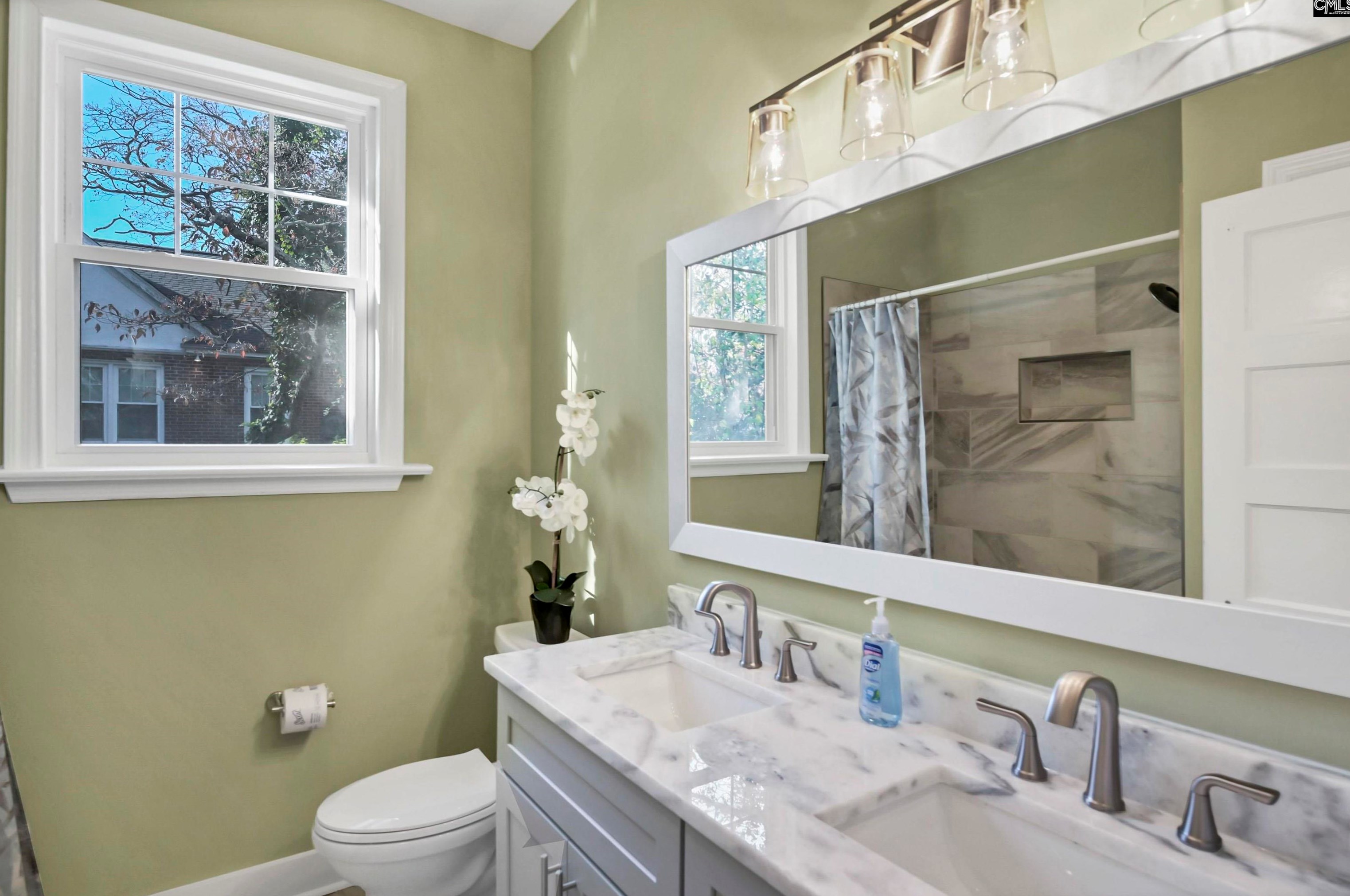 3515 Rosewood Dr, Columbia SC 29205-3448 exterior