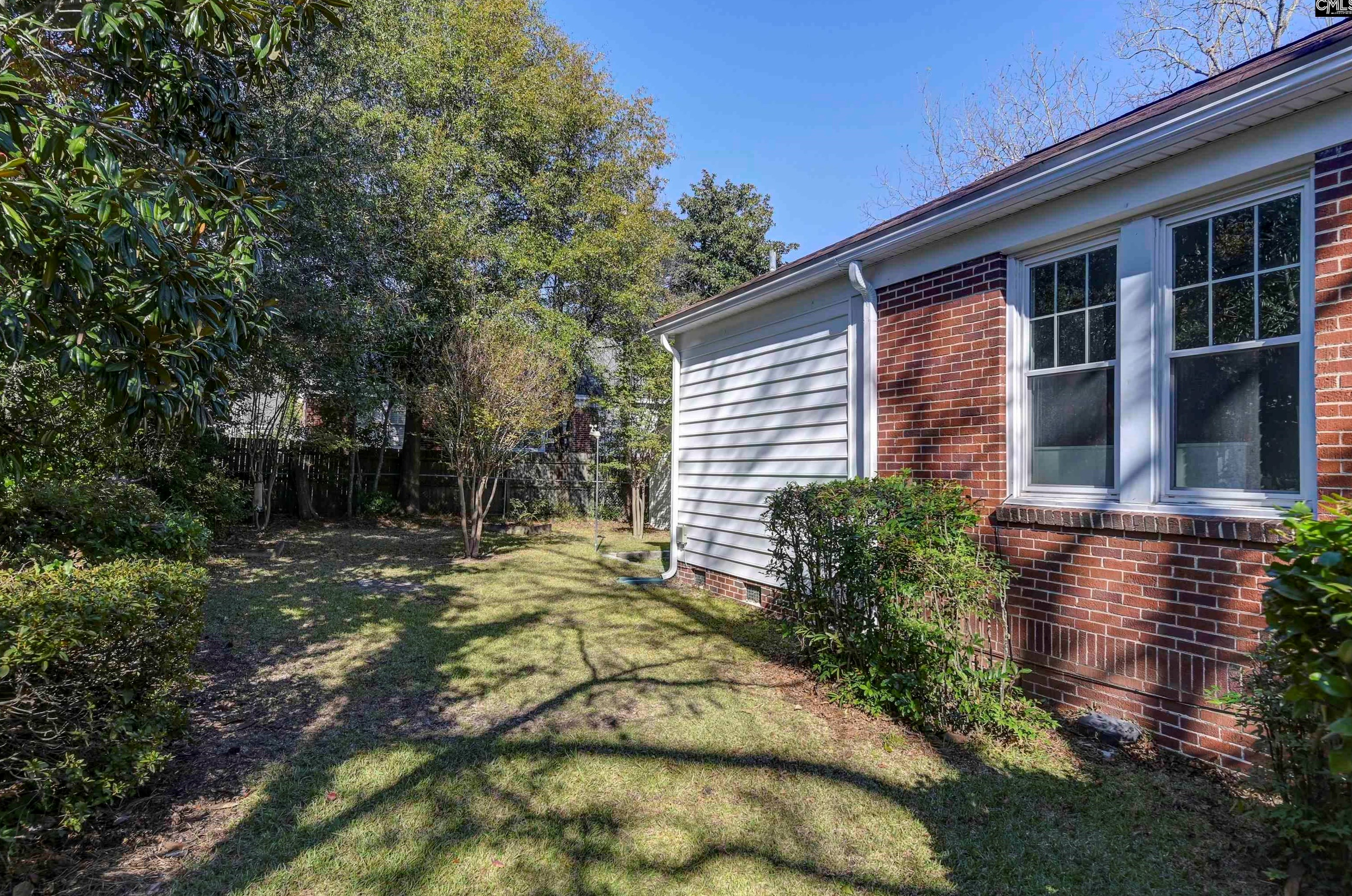 3515 Rosewood Dr, Columbia SC 29205-3448 exterior