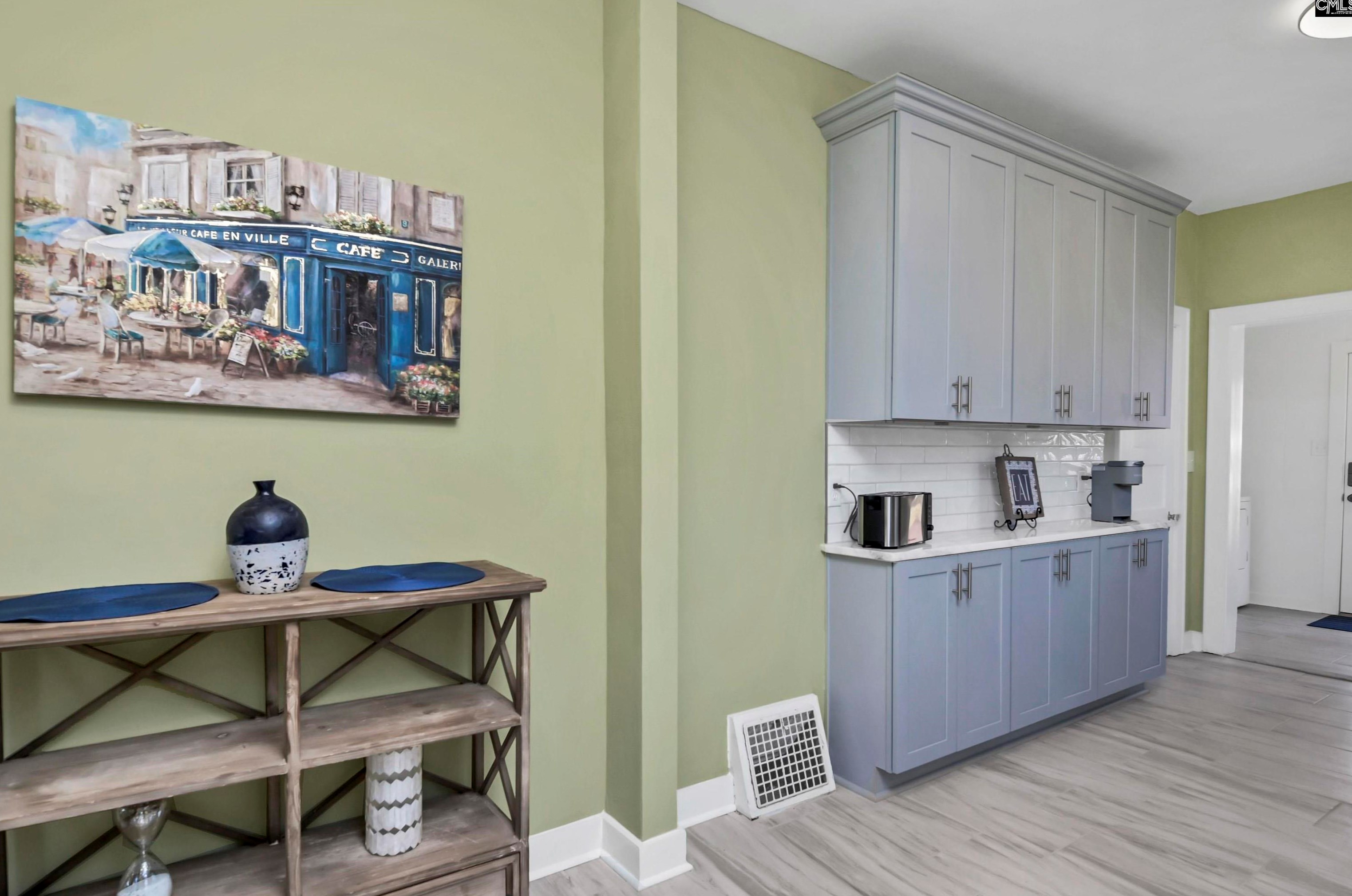 3515 Rosewood Dr, Columbia SC 29205-3448 exterior