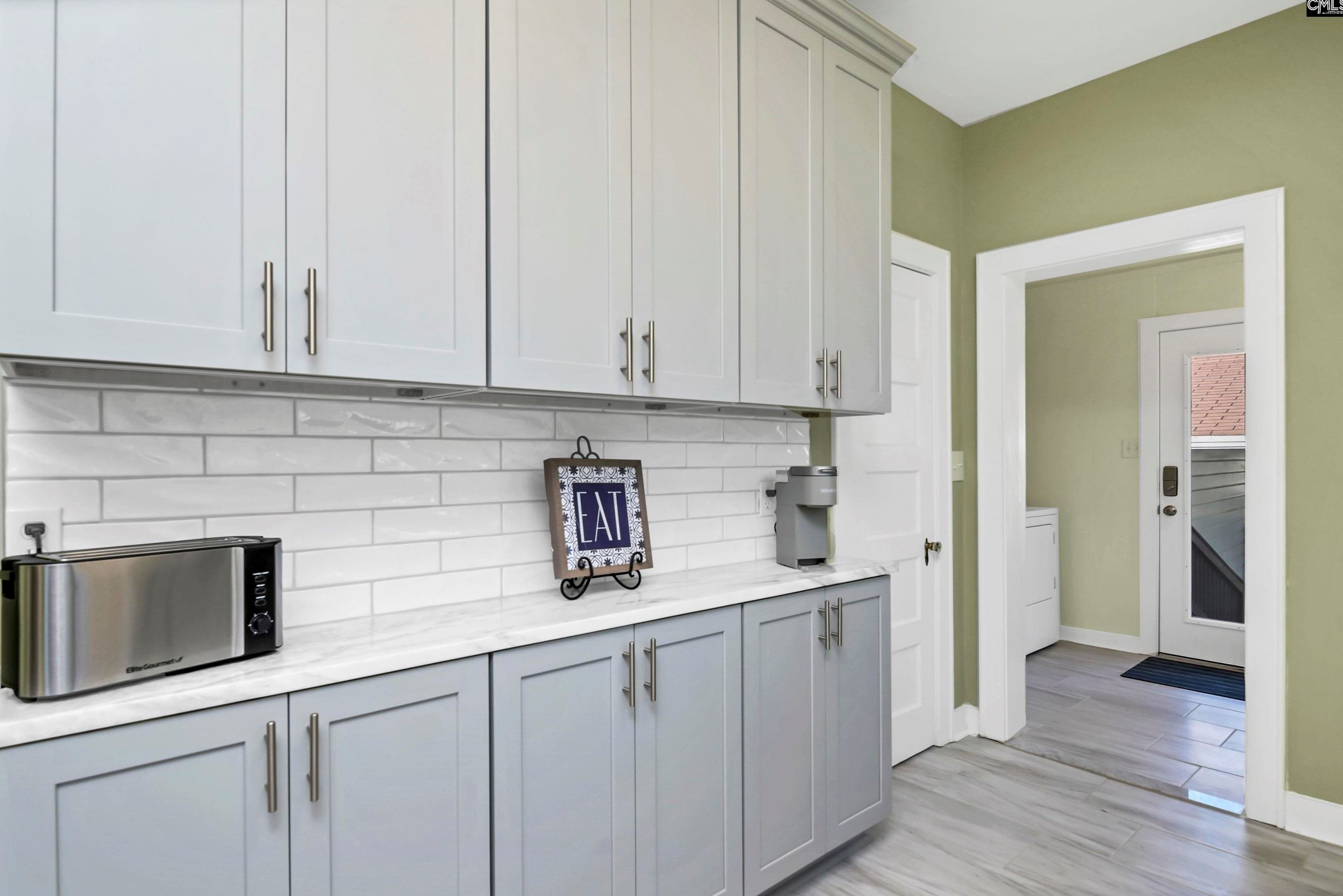 3515 Rosewood Dr, Columbia SC 29205-3448 exterior