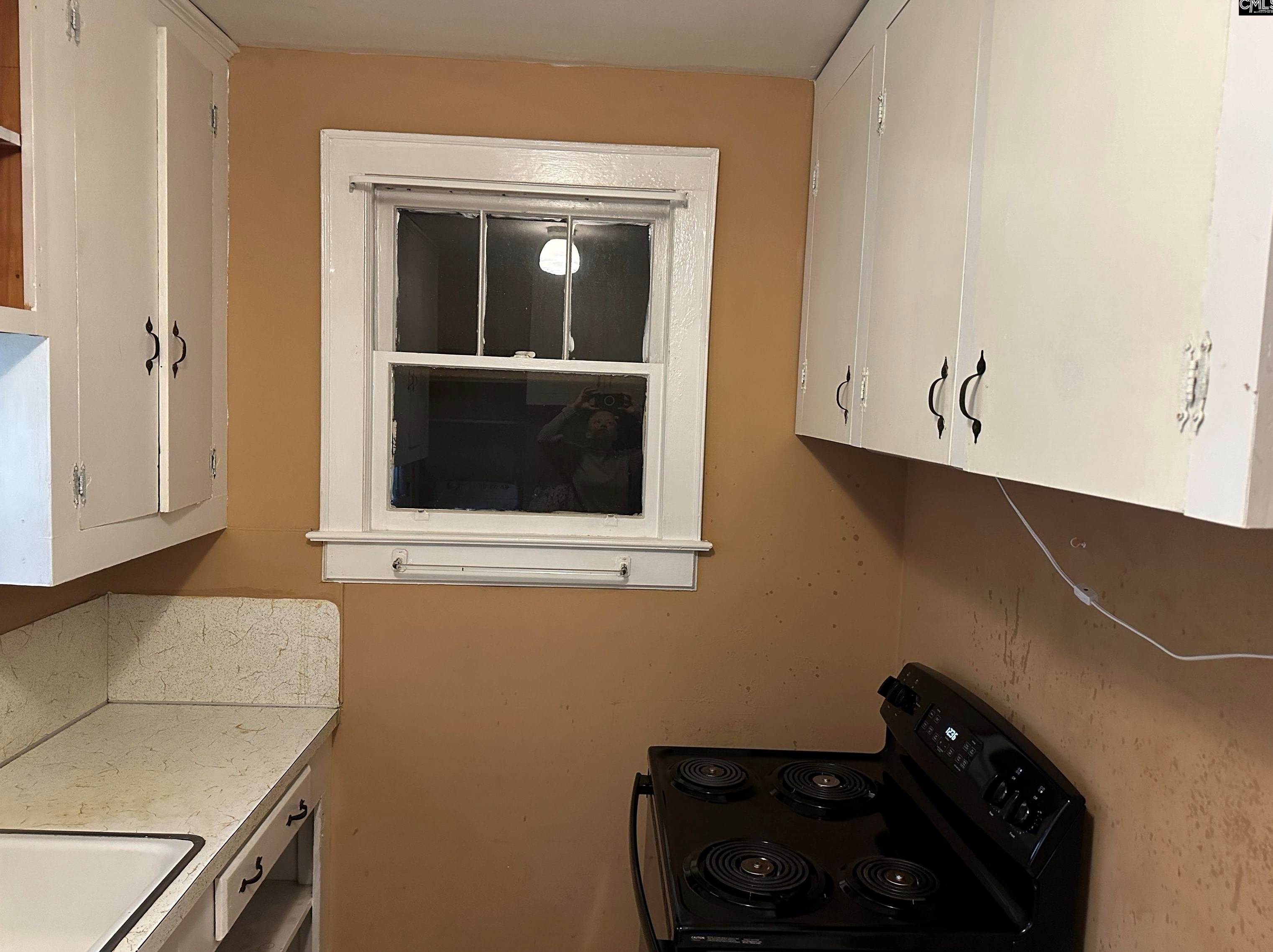 1619 Winyah Dr, Columbia SC  29203-2927 exterior