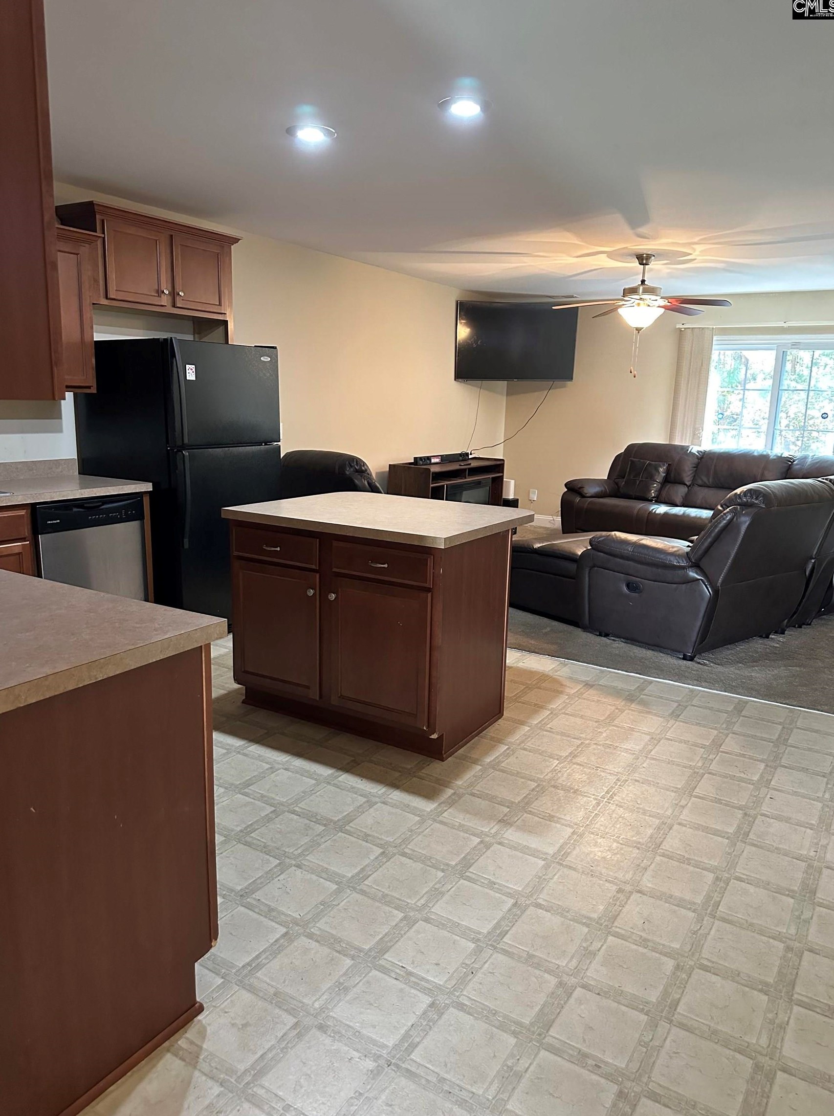 101 Winterberry Ln, Columbia, SC 29223-5073