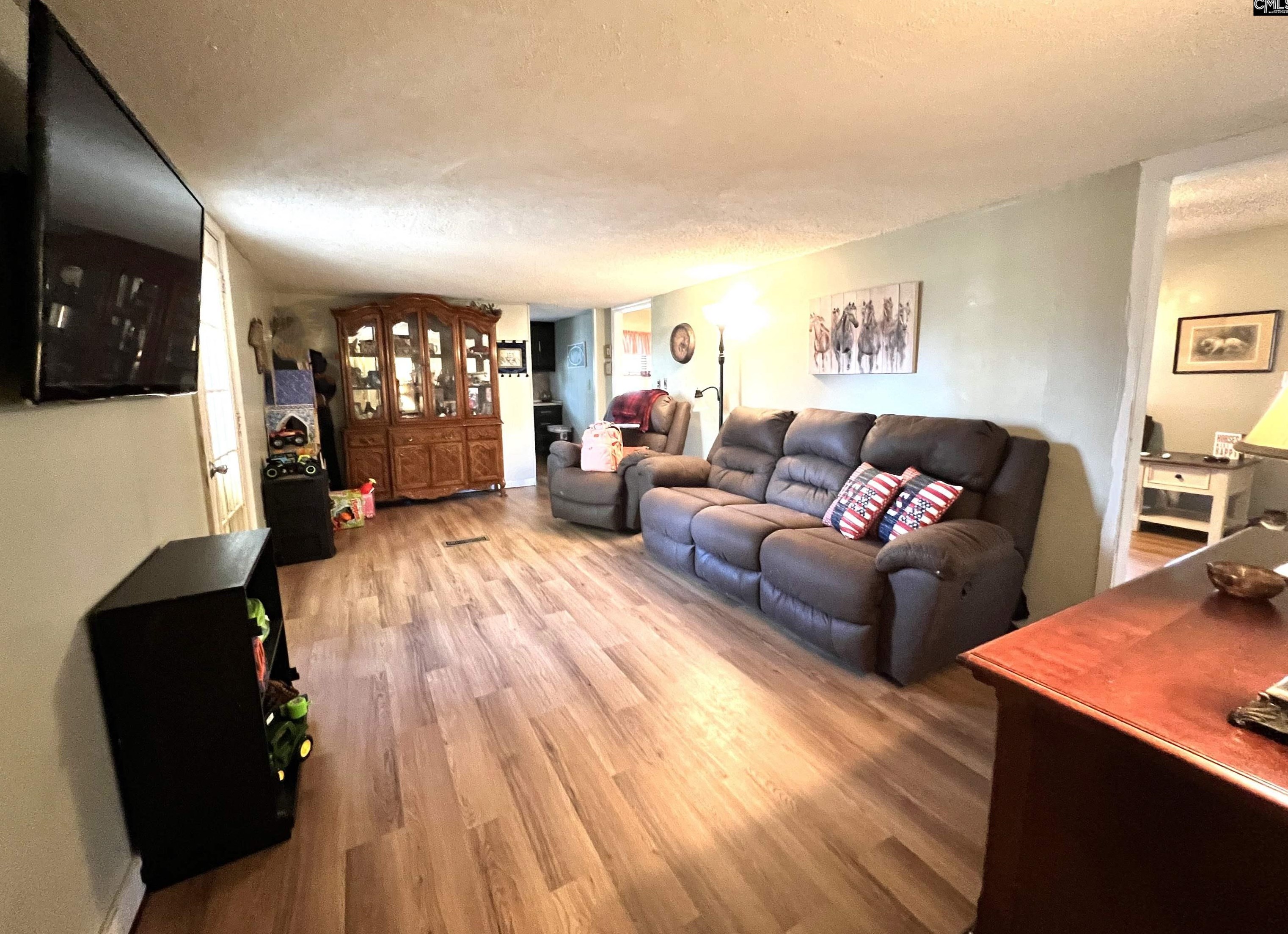 132 Louis Lee Ln, Columbia SC  29229-8633 exterior