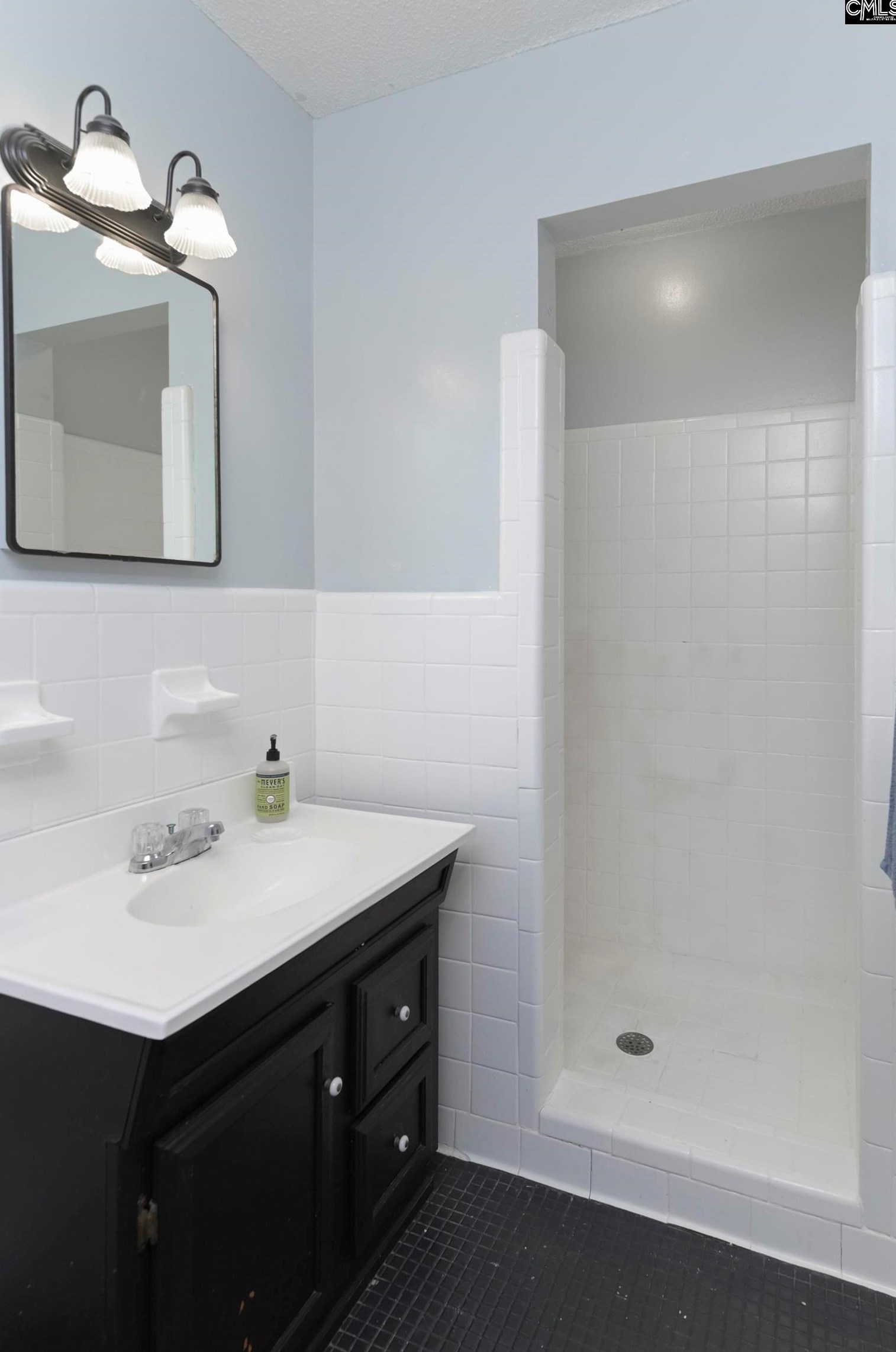 3549 Lynhaven Dr, Columbia SC  29204-4412 exterior