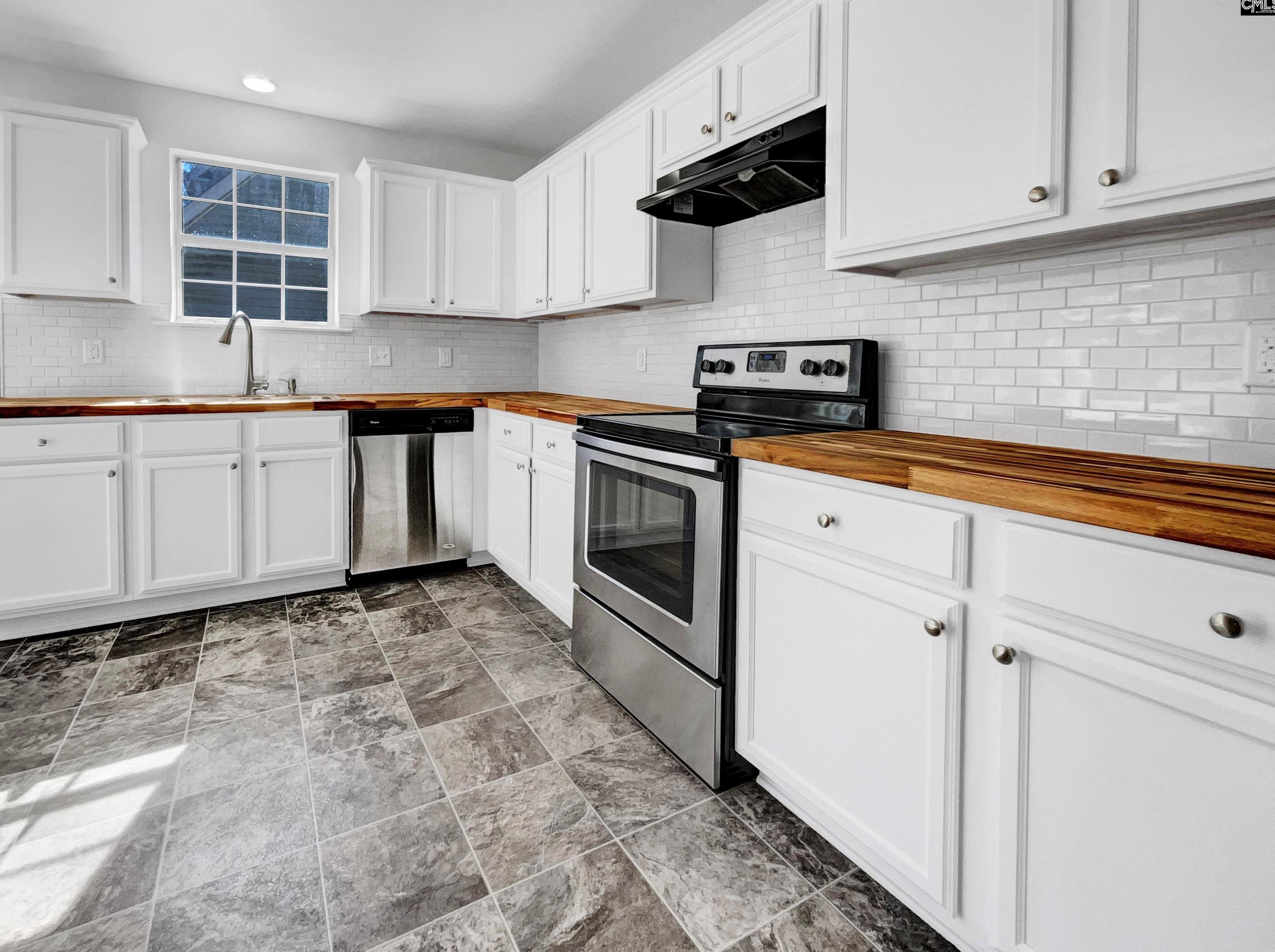 105 Brk Holw Dr, Columbia SC 29229-8812 exterior