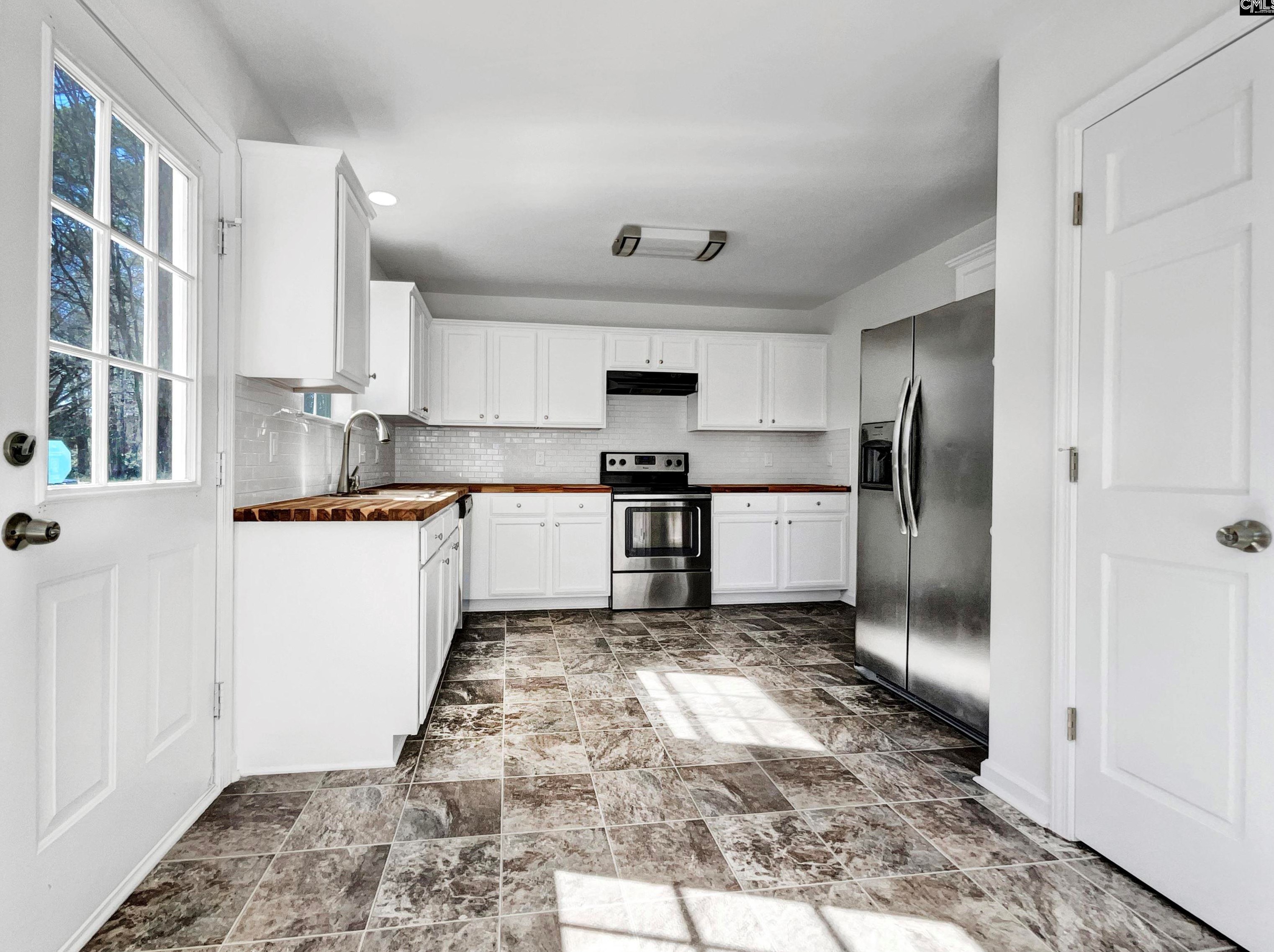 105 Brk Holw Dr, Columbia SC 29229-8812 exterior