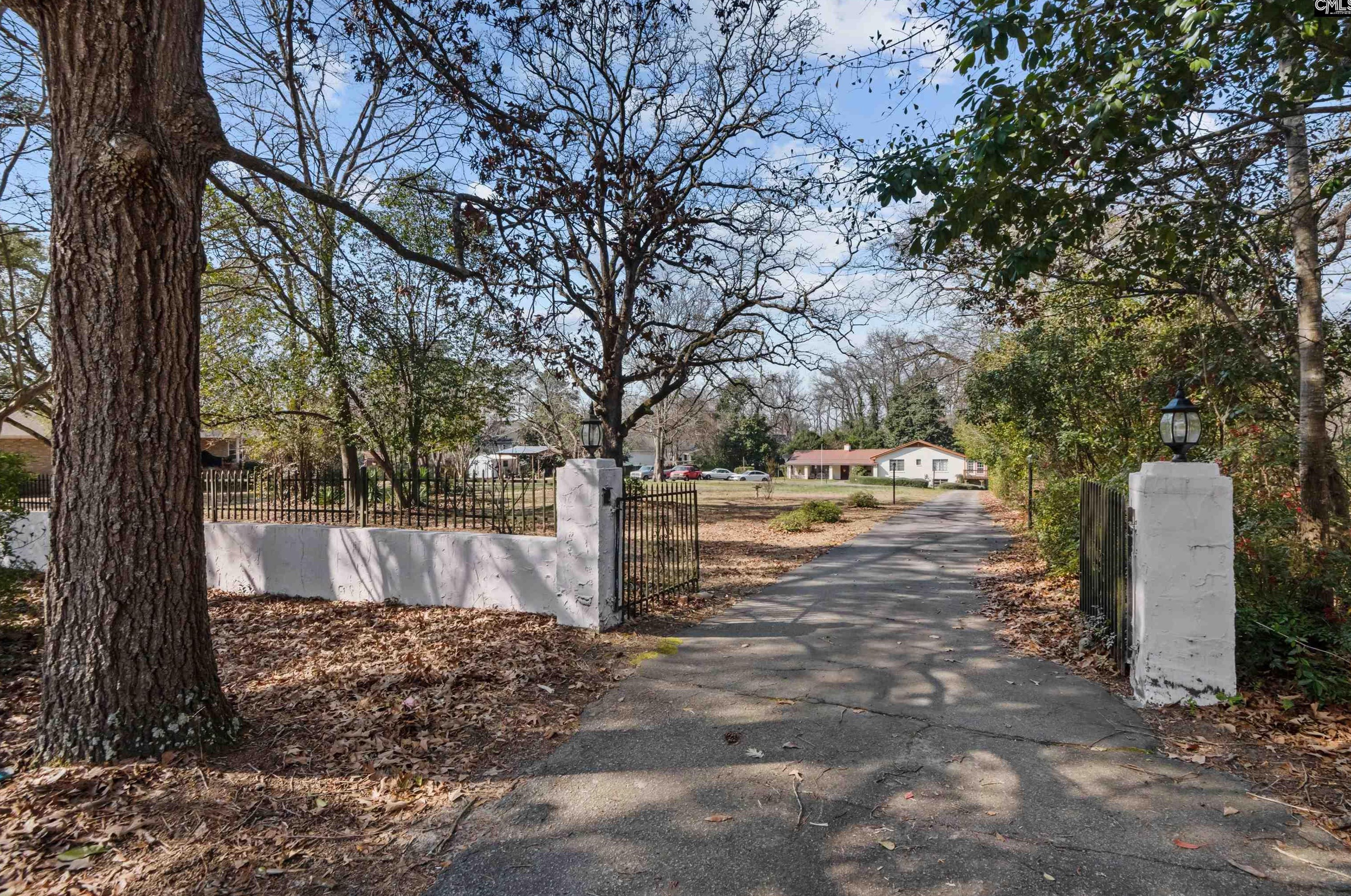 551 Old Woodlands Rd, Columbia, SC 29209