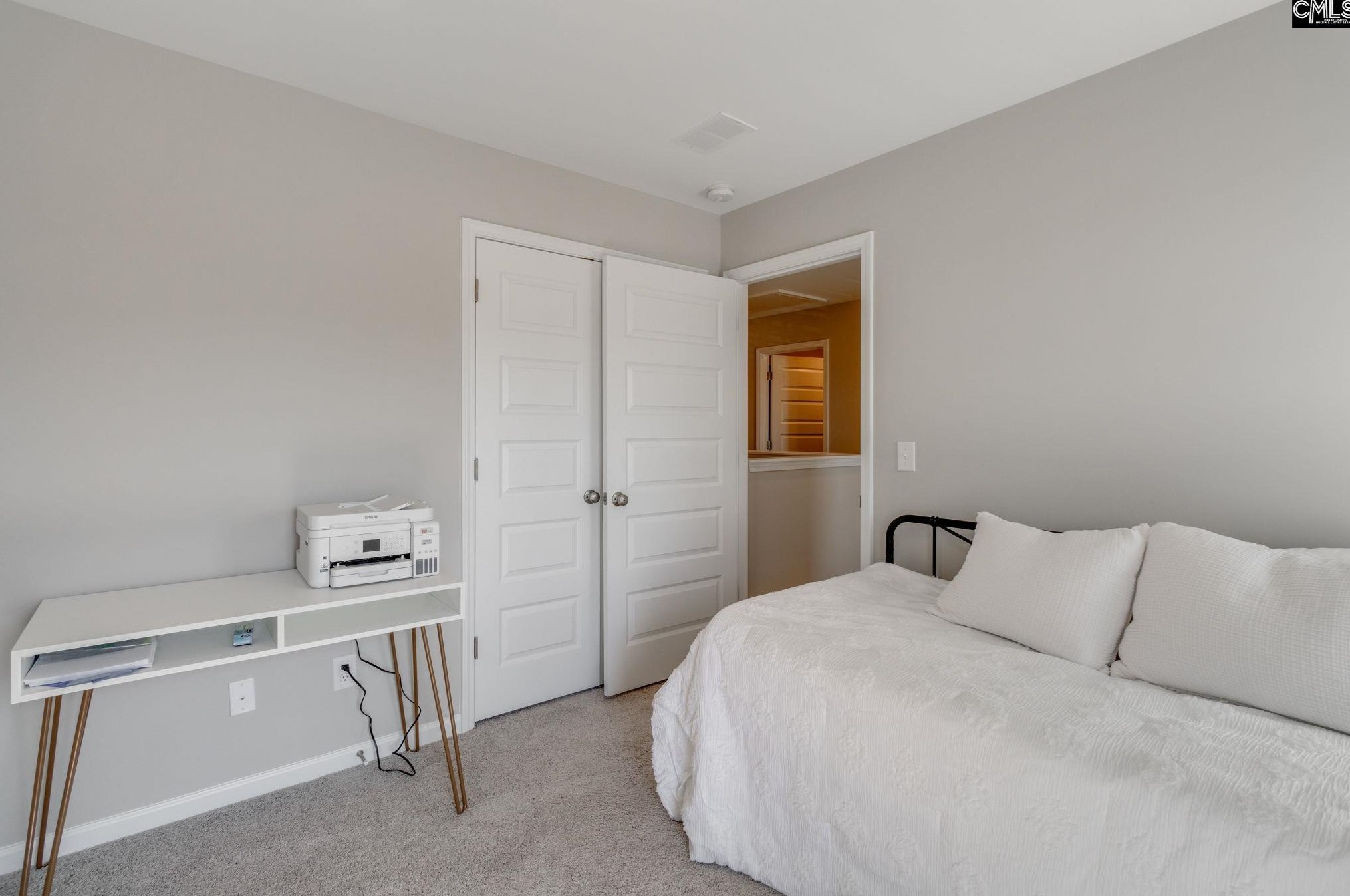 472 Harbour Pointe Dr, Columbia SC  29229-7591 exterior