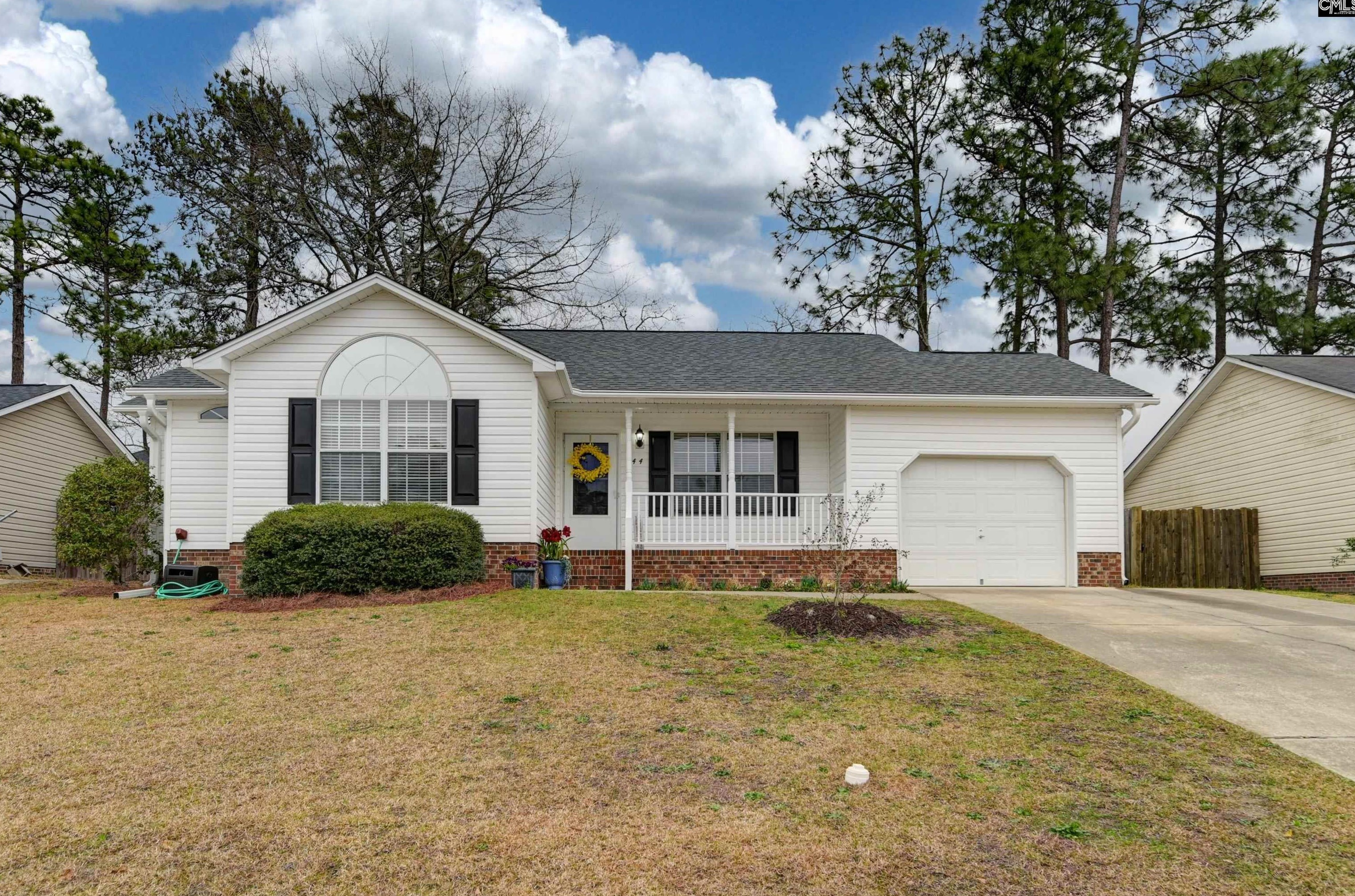 144 Longshadow Dr, Lexington, SC 29072