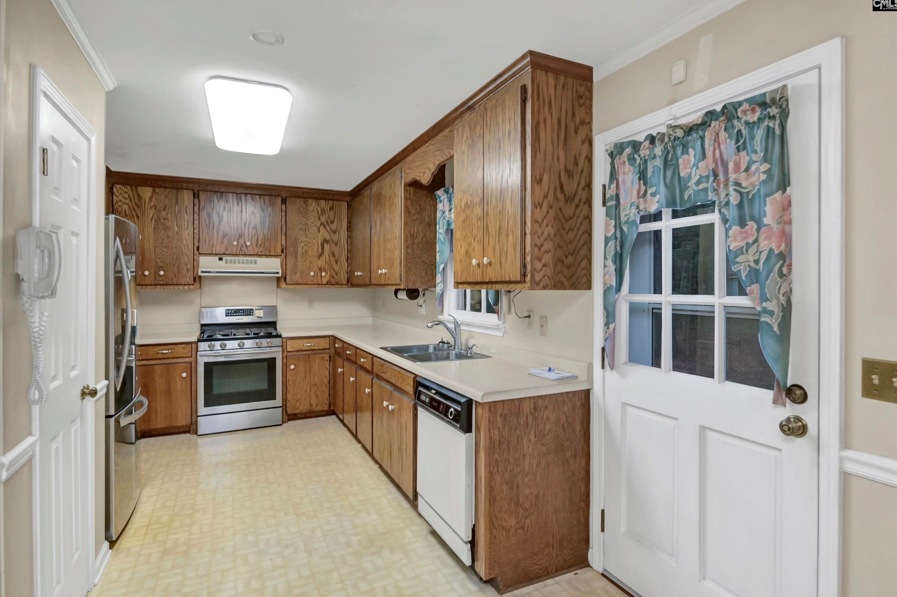1345 Young Dr, Columbia, SC 29210-6641
