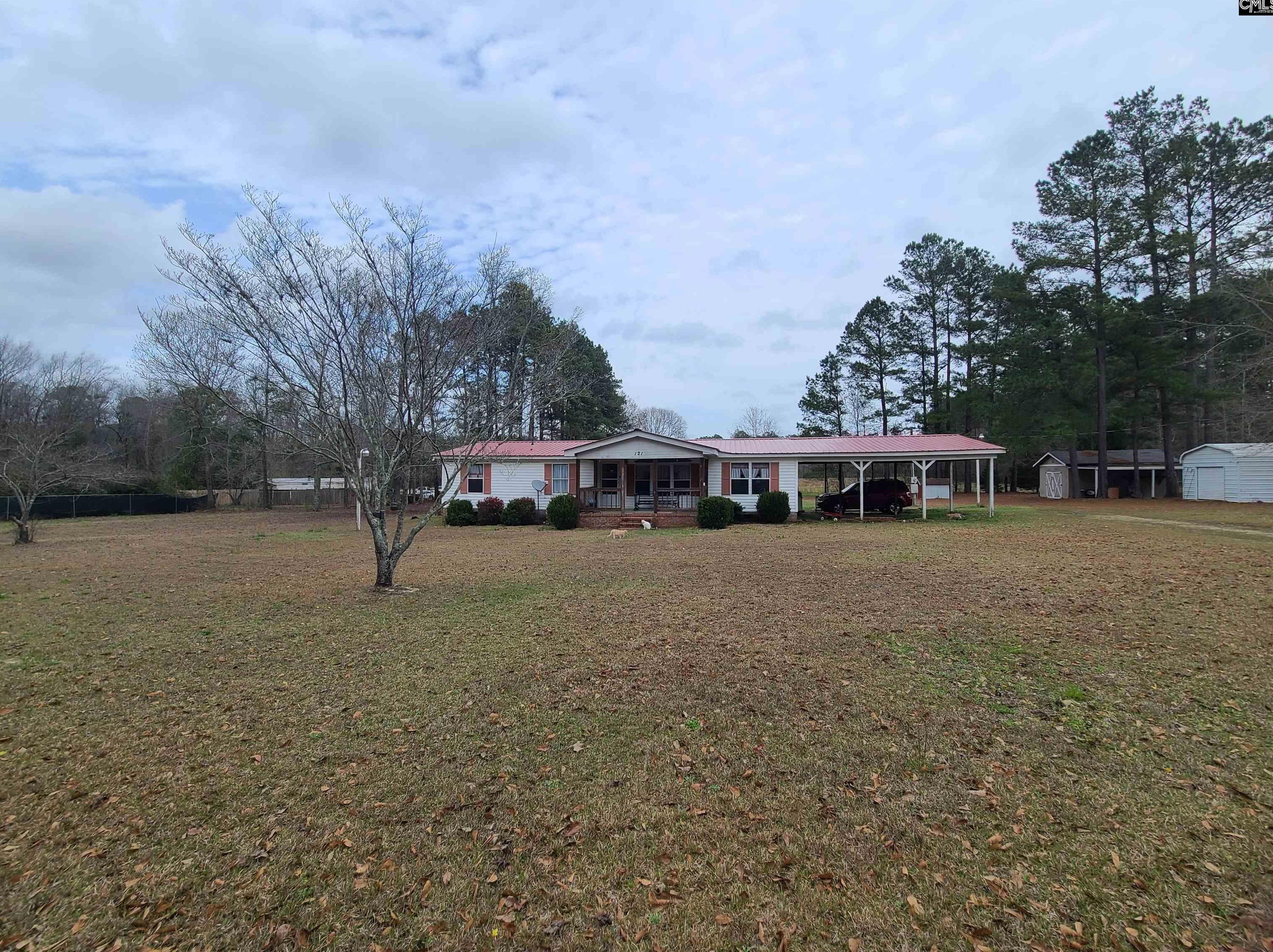 121 Trouble Ln, Orangeburg, SC 29115-8839