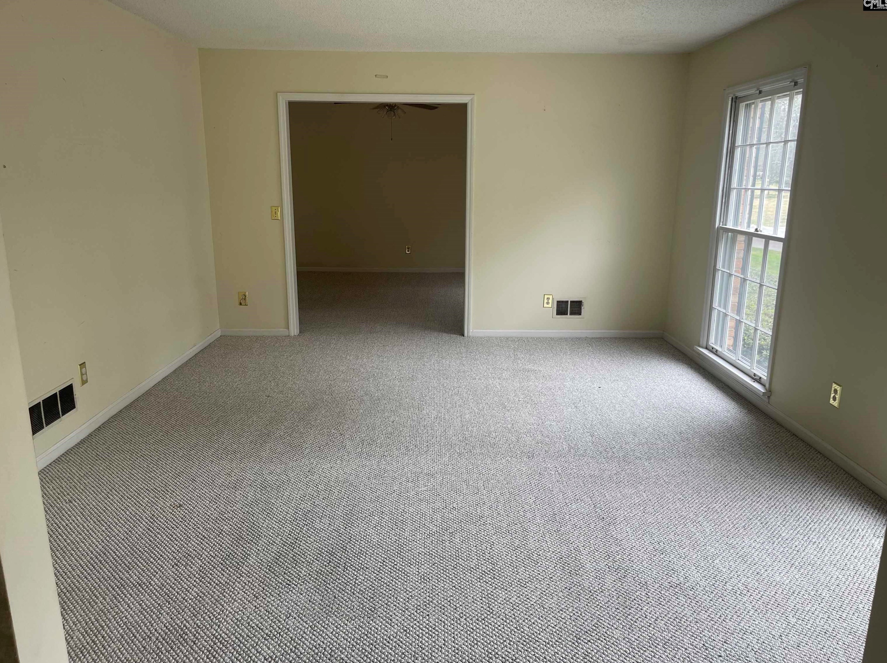 9423 Martindale Rd, Columbia, SC 29223-2047
