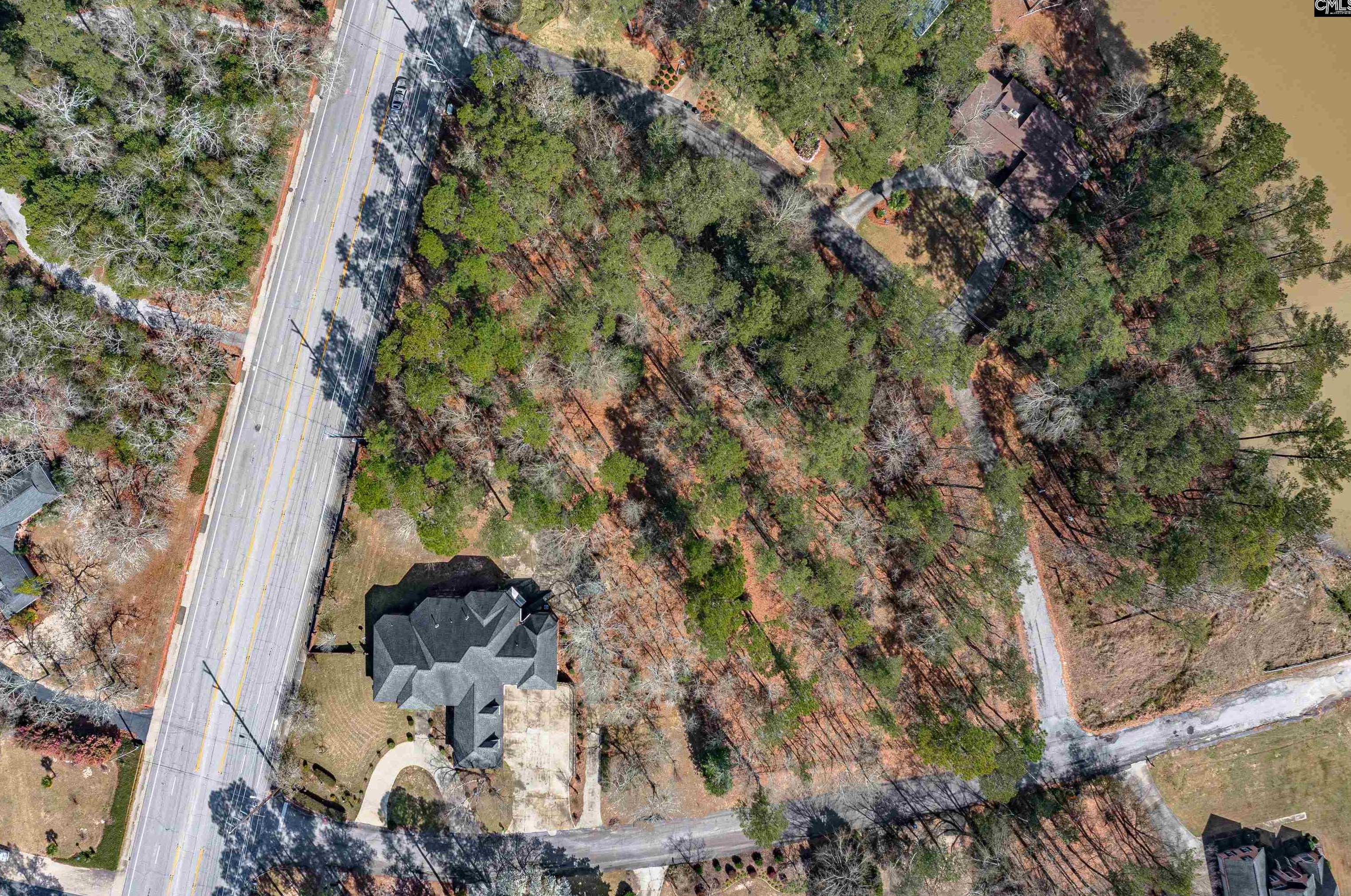 201 Arcadia Lk Dr, Columbia SC 29206-1321 exterior