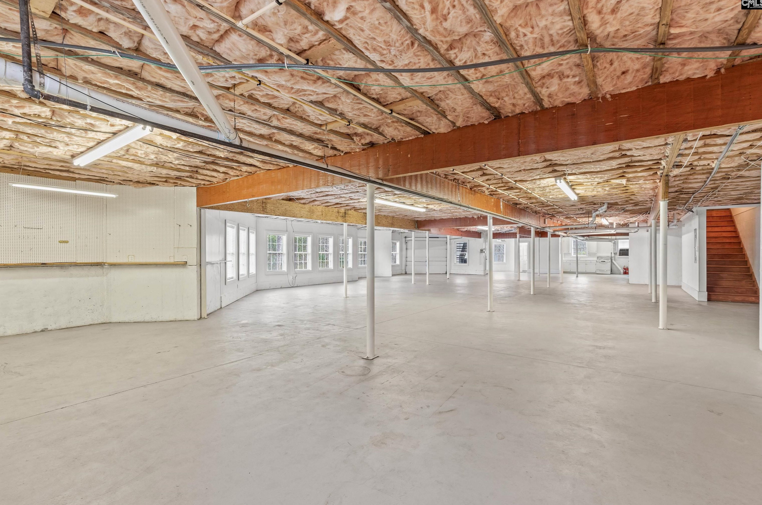 201 Arcadia Lk Dr, Columbia SC 29206-1321 exterior