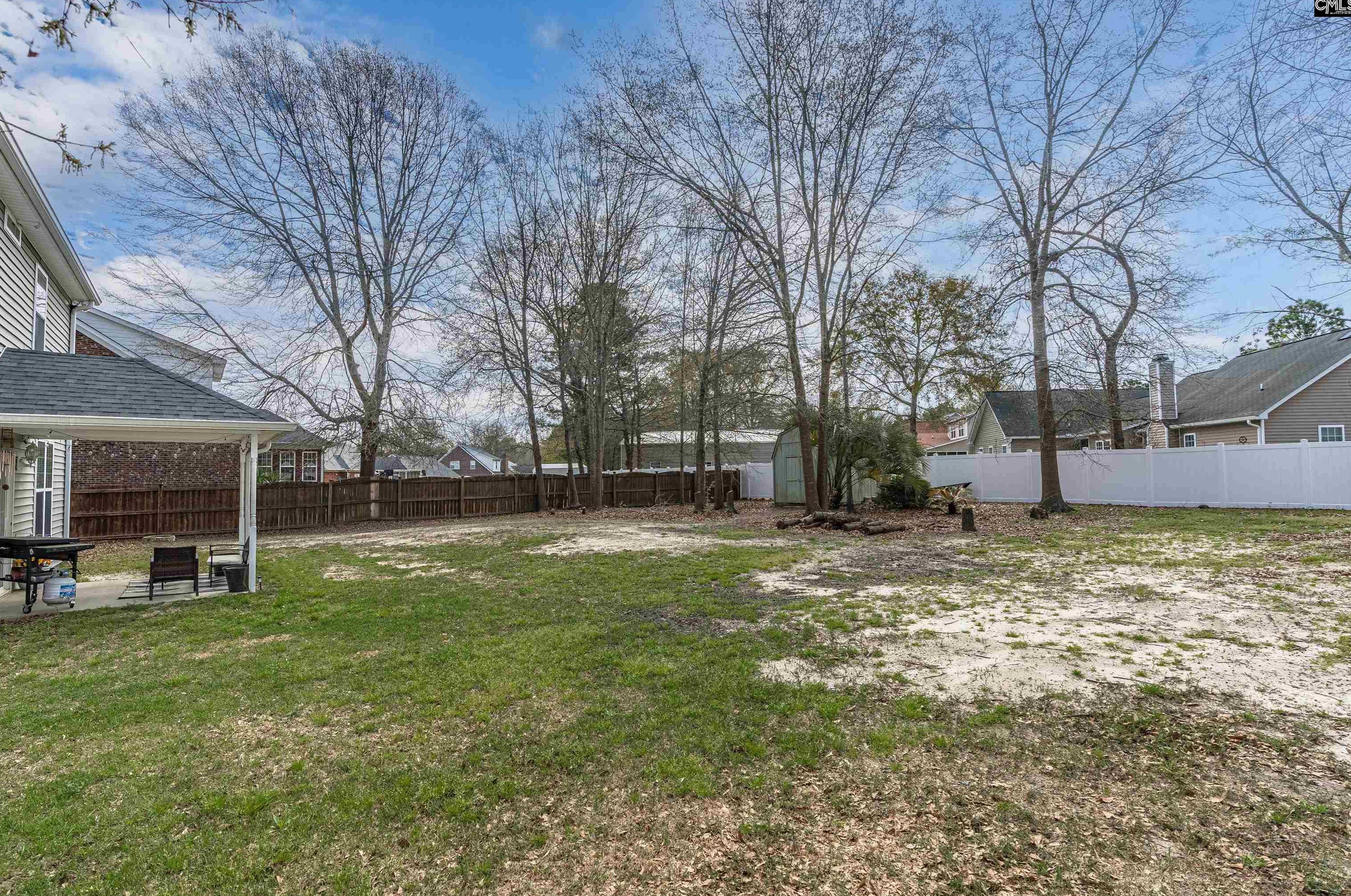 11 Heatherwood Dr, Lugoff SC  29078-7103 exterior