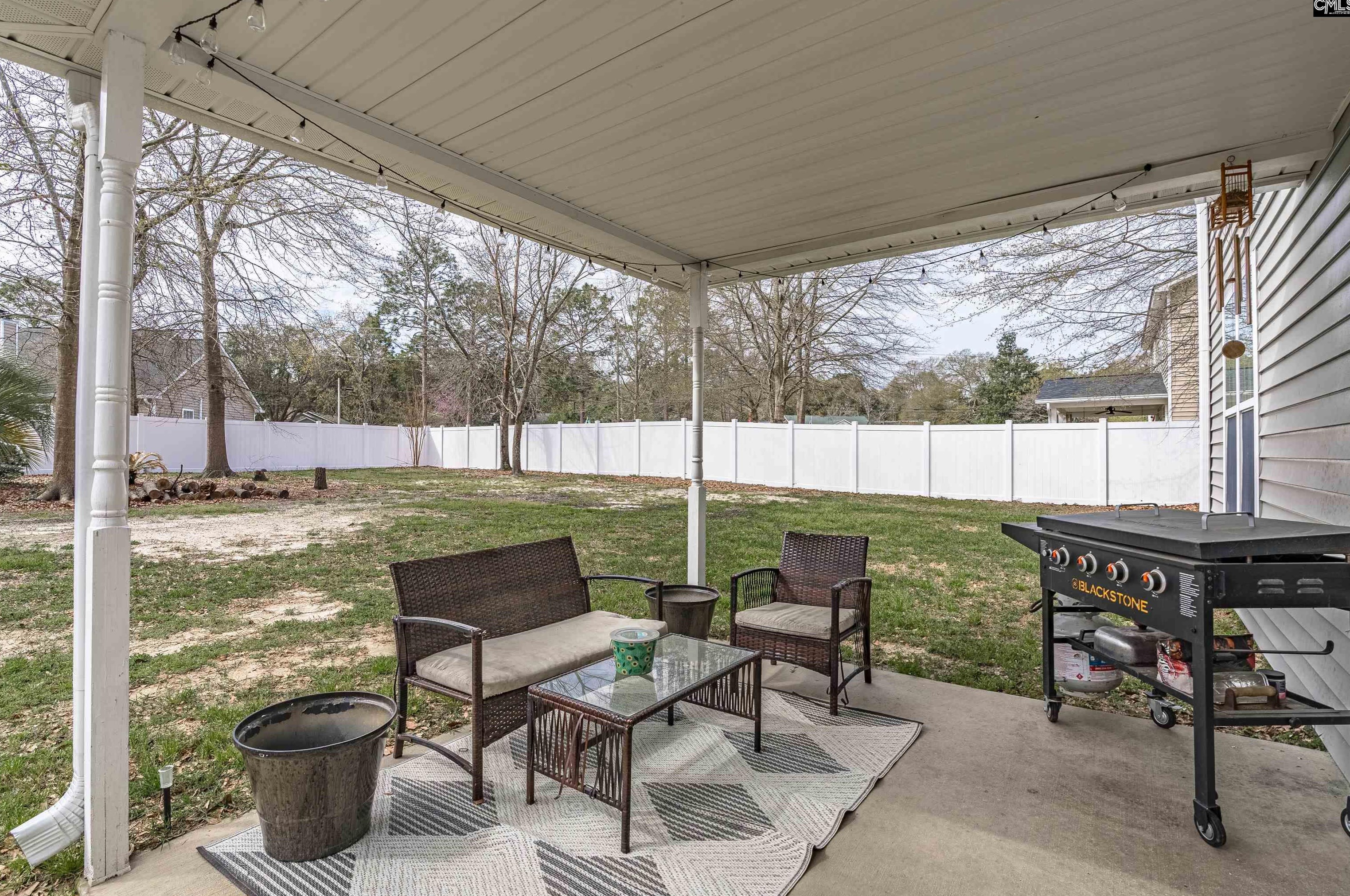 11 Heatherwood Dr, Lugoff SC  29078-7103 exterior