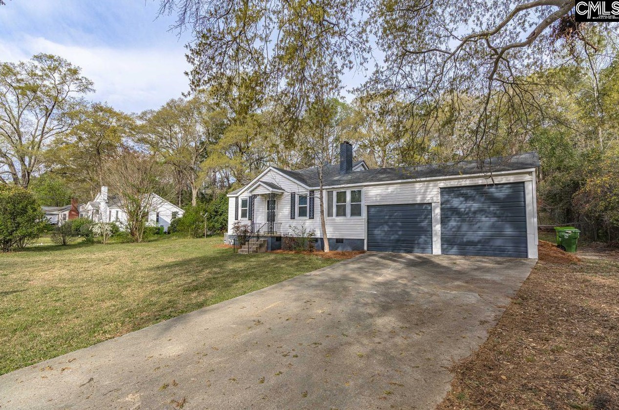 1619 Winyah Dr, Columbia SC  29203-2928 exterior