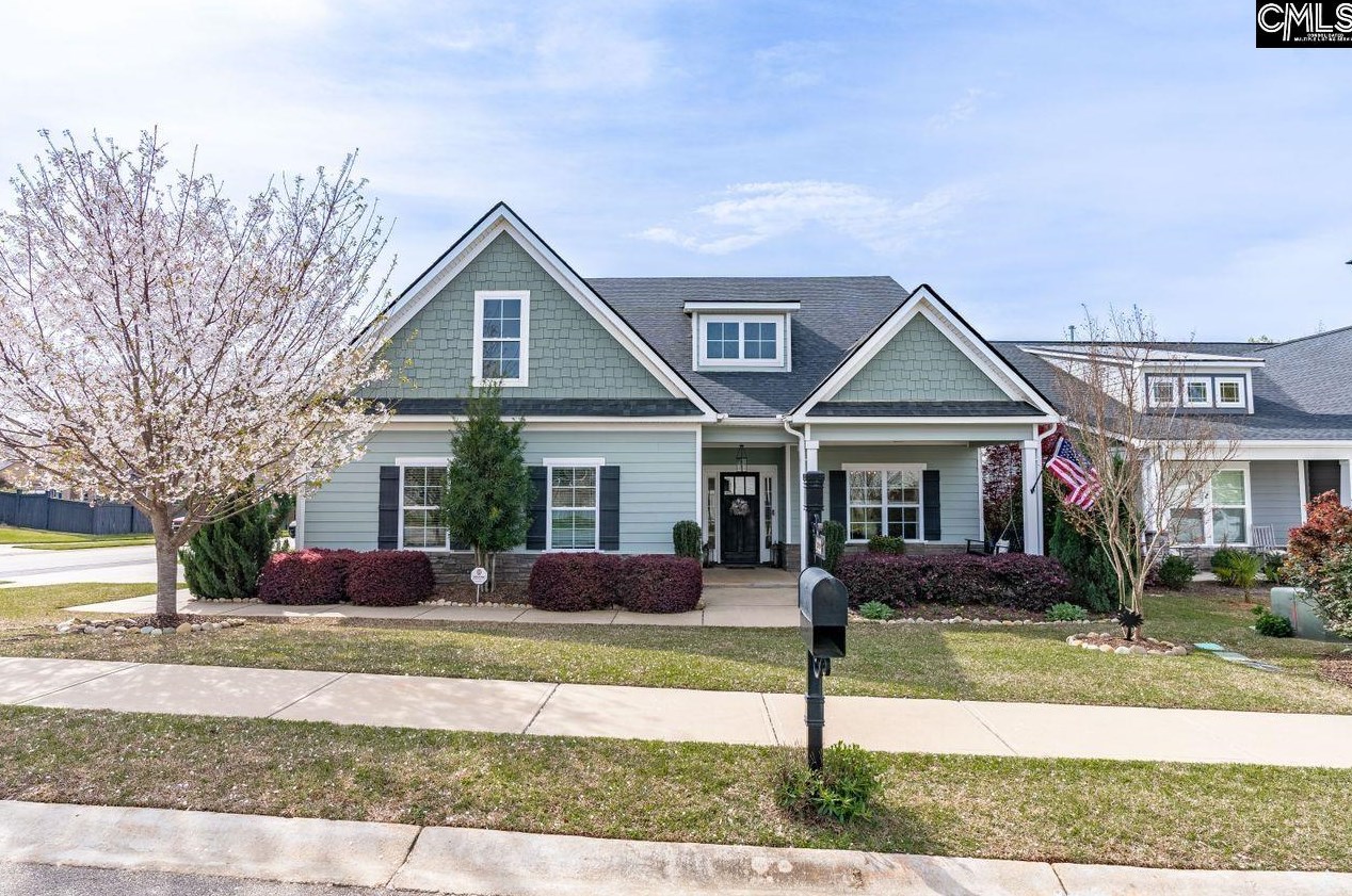 433 Honeybee Ln, Lexington, SC 29072