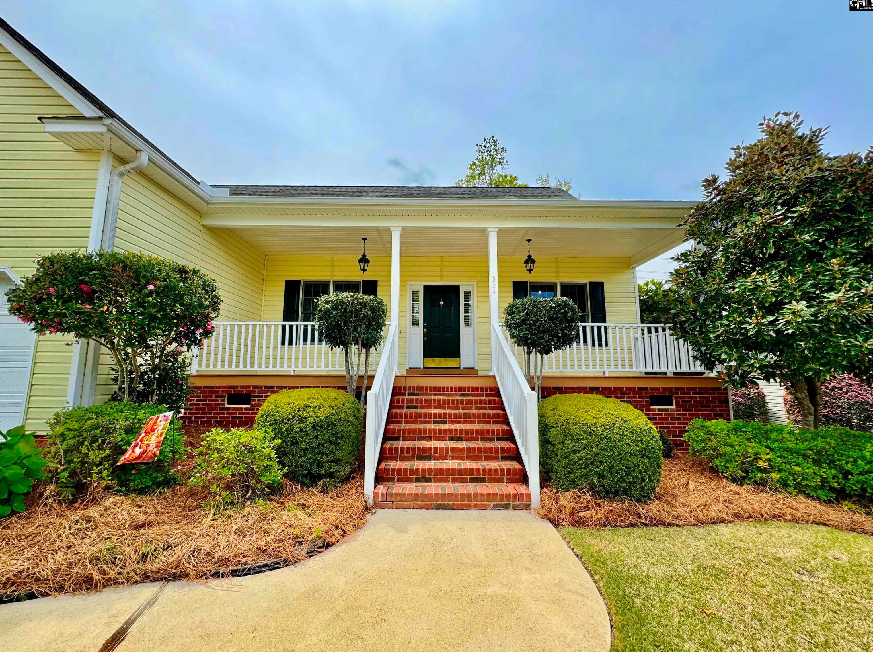 321 Cabin Dr, Irmo, SC 29063-7859