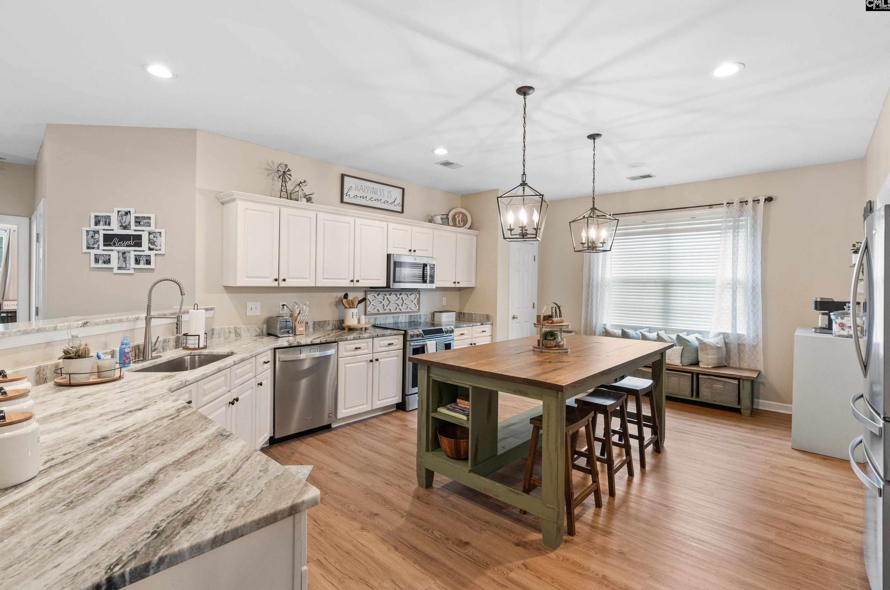 4 Leamington Ct, Irmo, SC 29063-9174