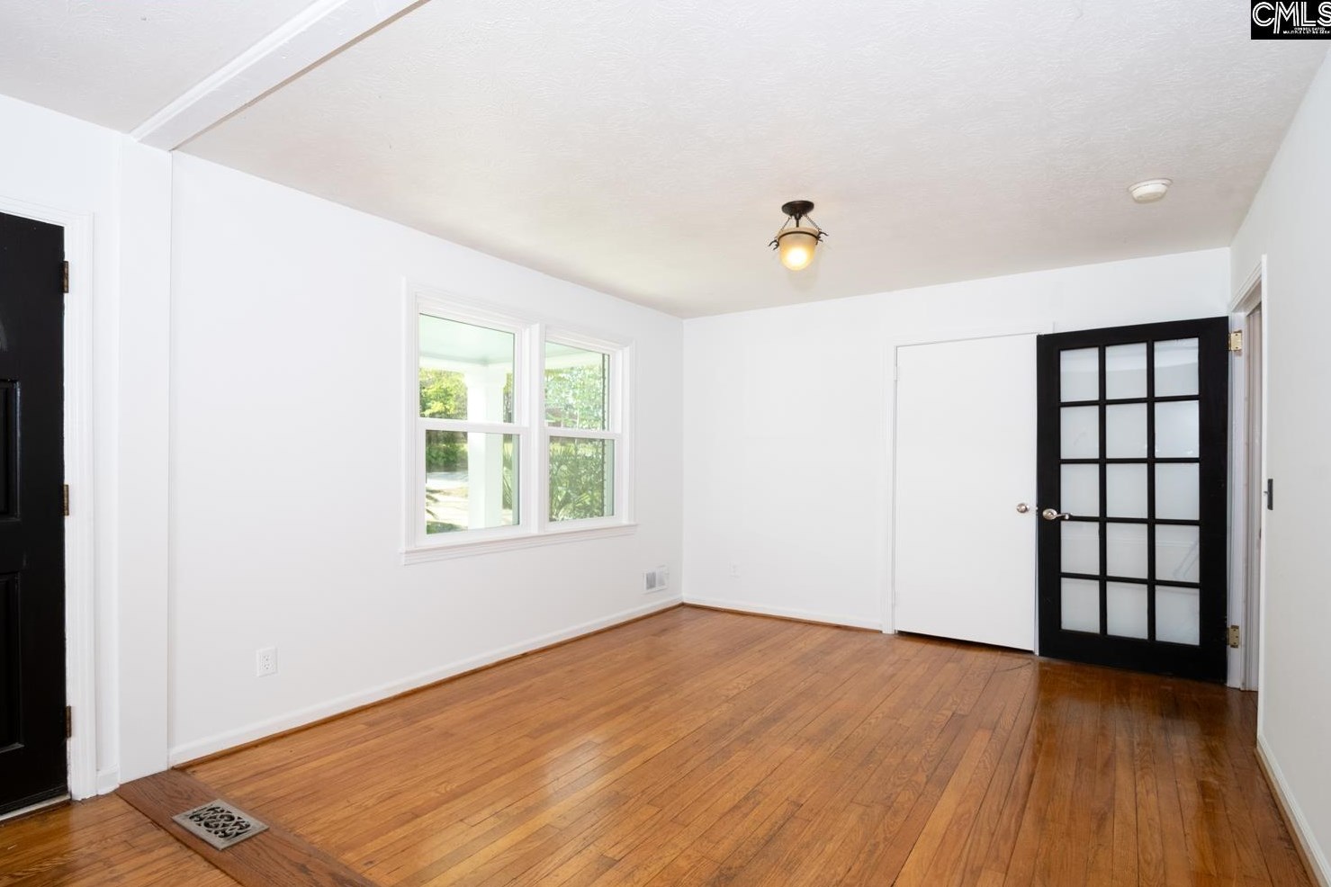 51 Downing St, Columbia SC 29209-1103 exterior