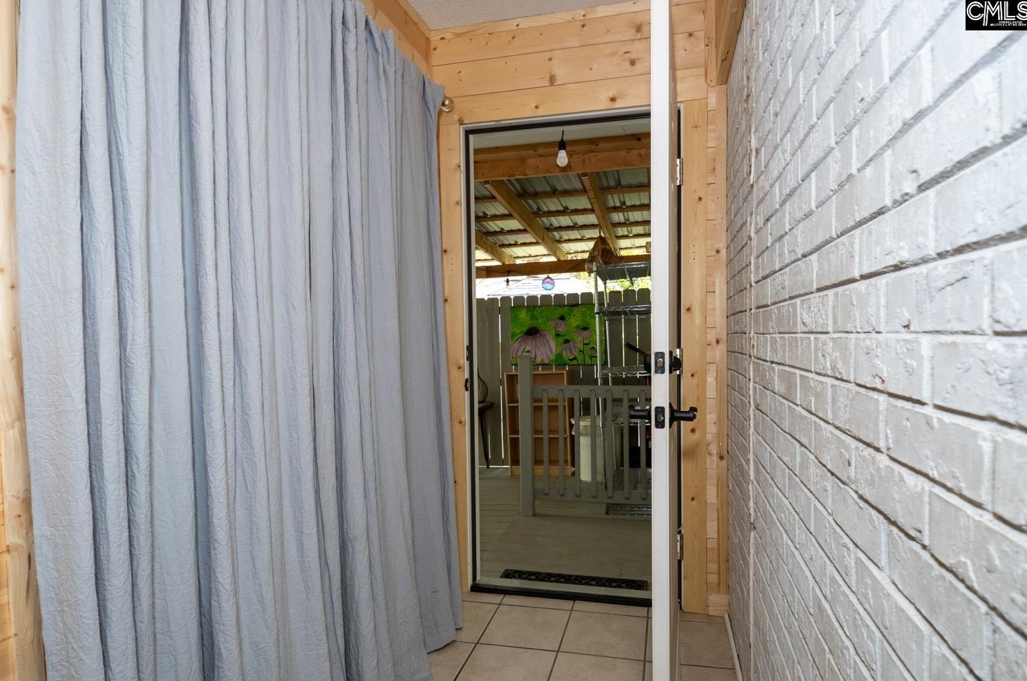 51 Downing St, Columbia SC 29209-1103 exterior