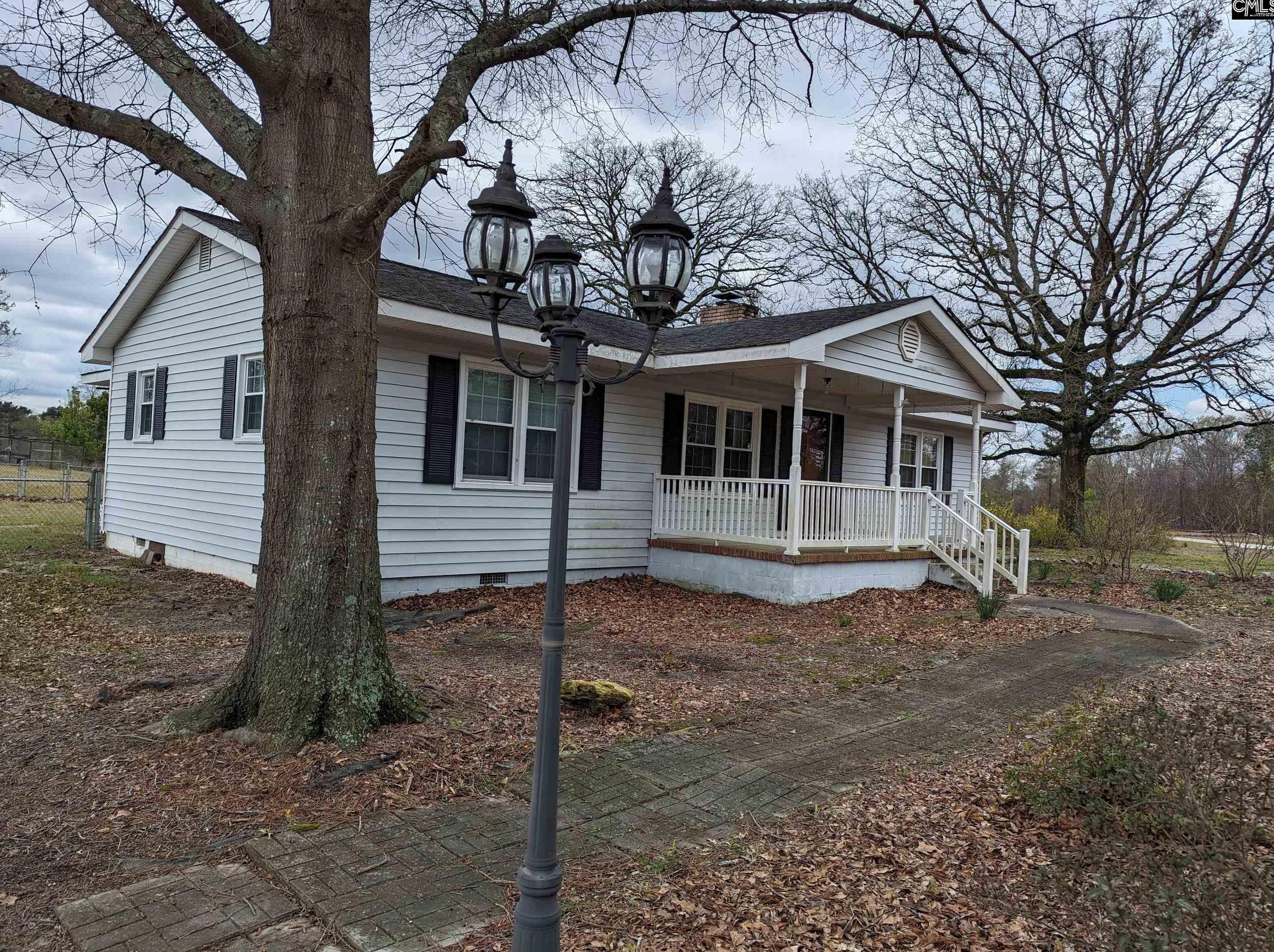2651 Providence Rd, Cassatt, SC 29032