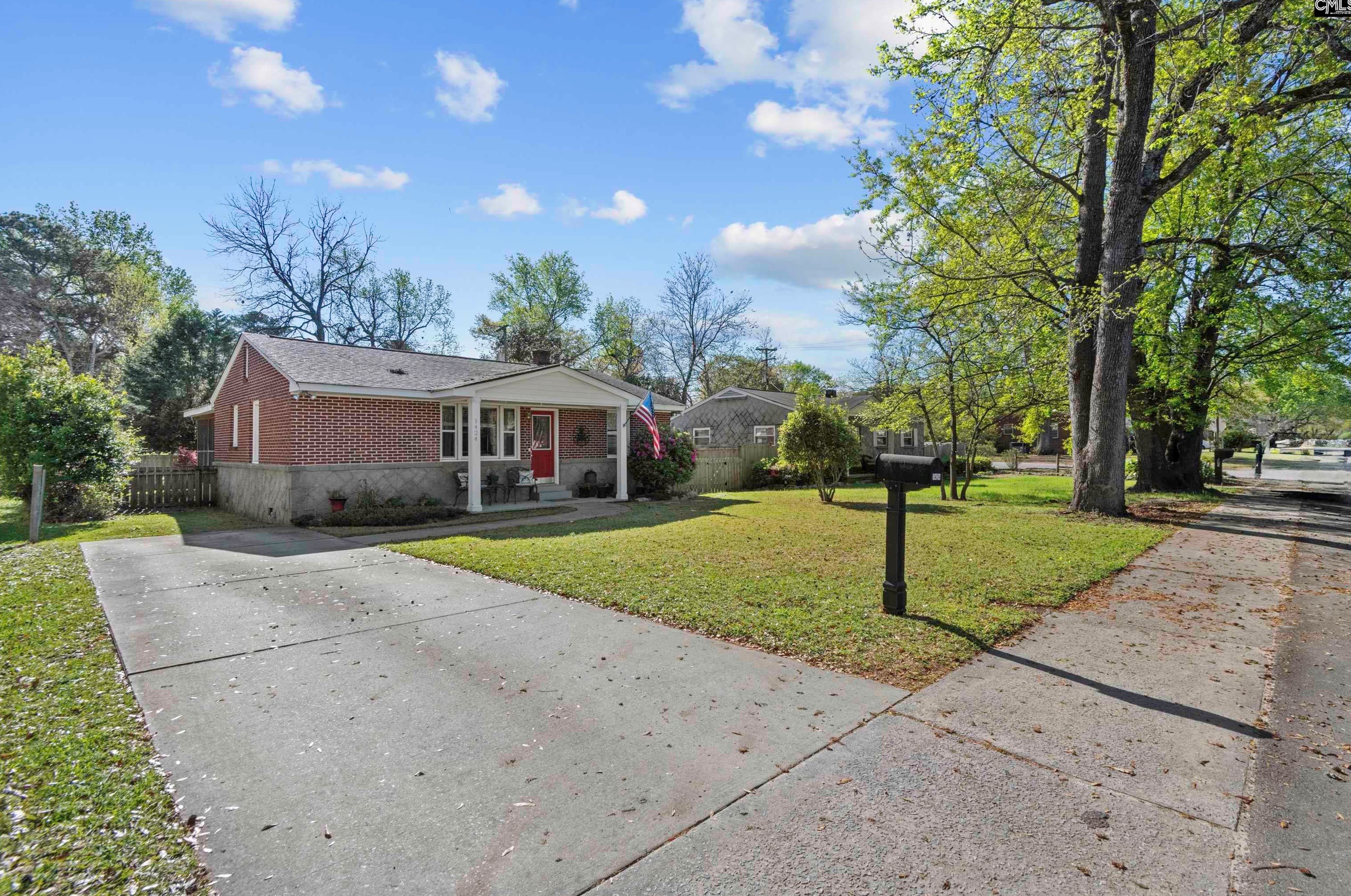 1424 Kilbourne Rd, Columbia, SC 29205-4858