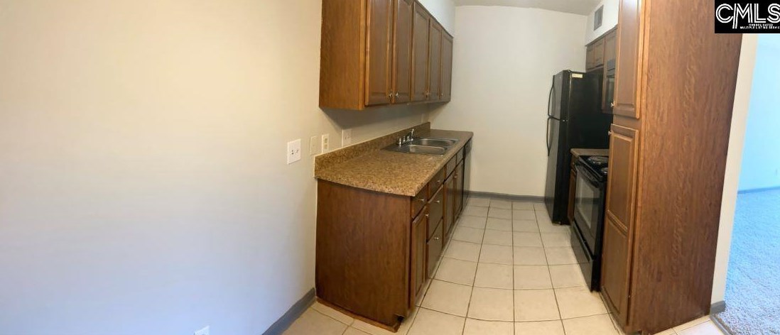 1223 Old Mnr Rd, Columbia SC 29210-6522 exterior